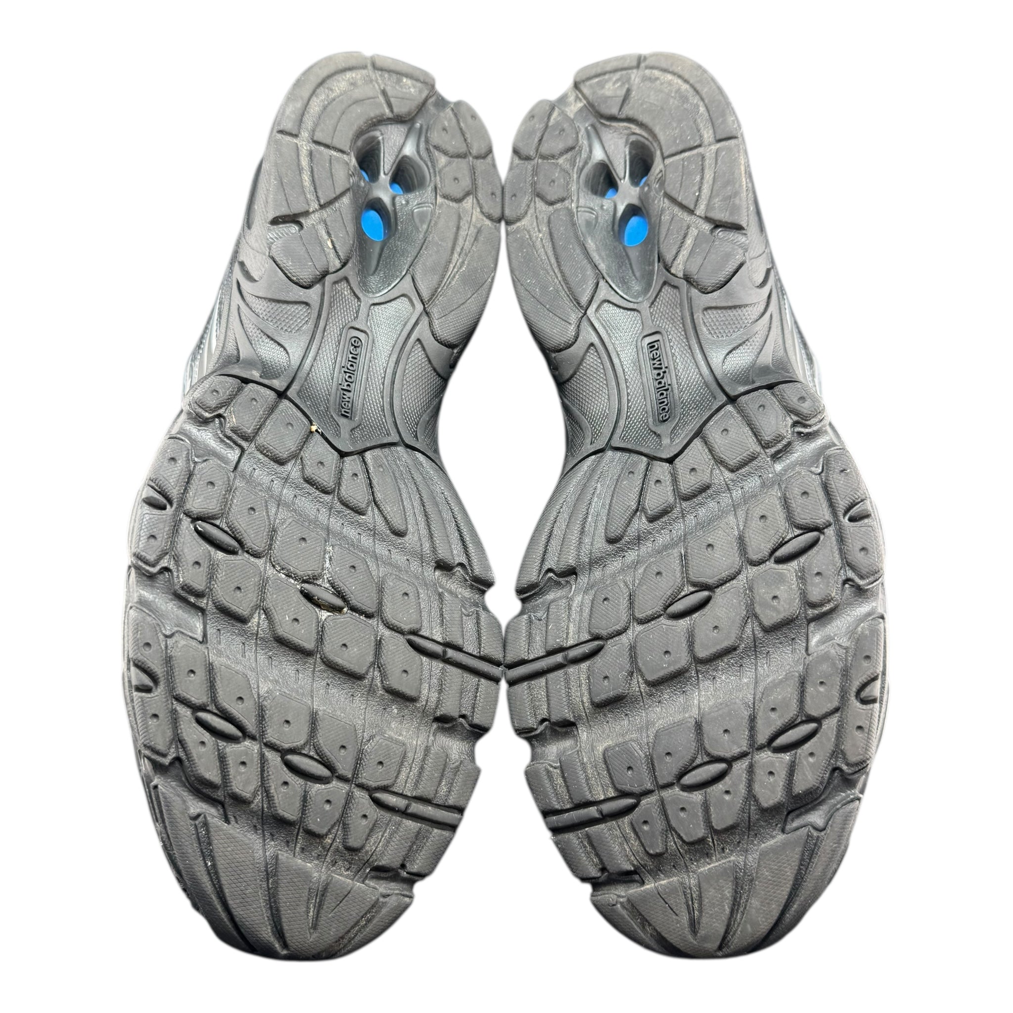 New Balance 740 (44EU)