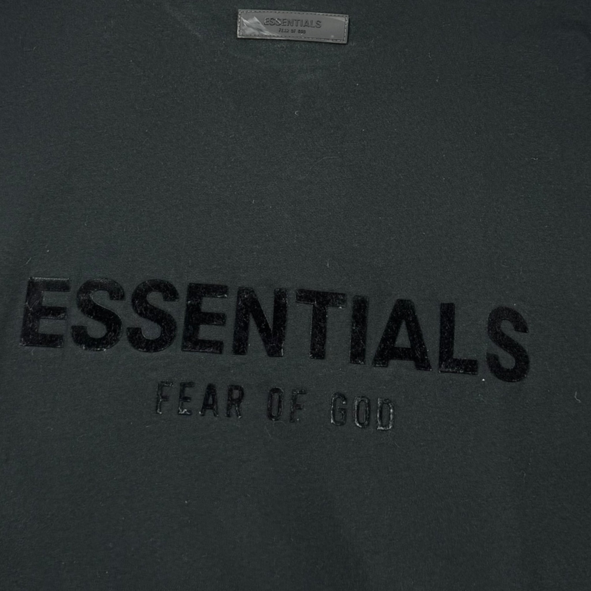T-Shirt Essentials (M)