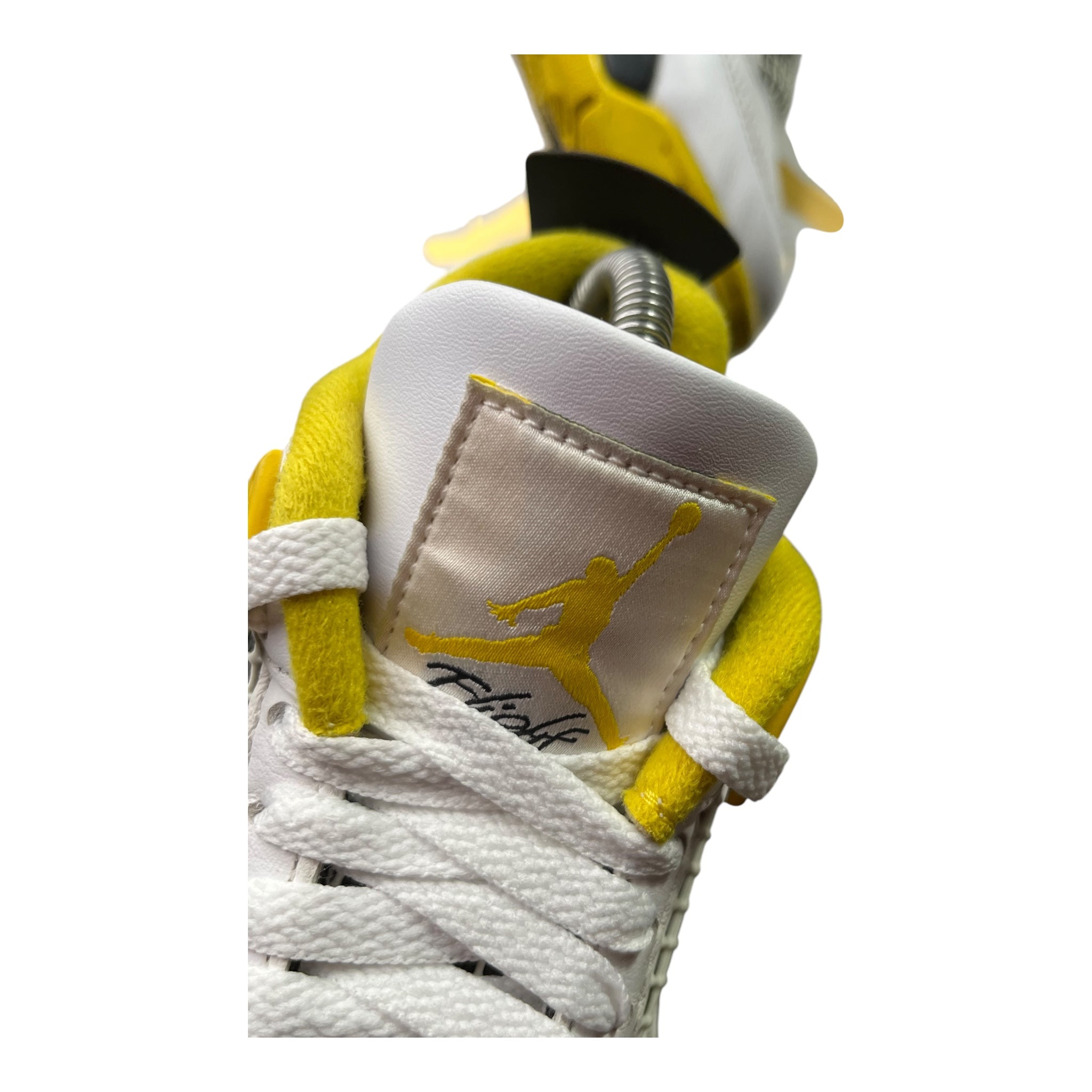 Jordan 4 Retro Vivid Sulfur (36.5EU)