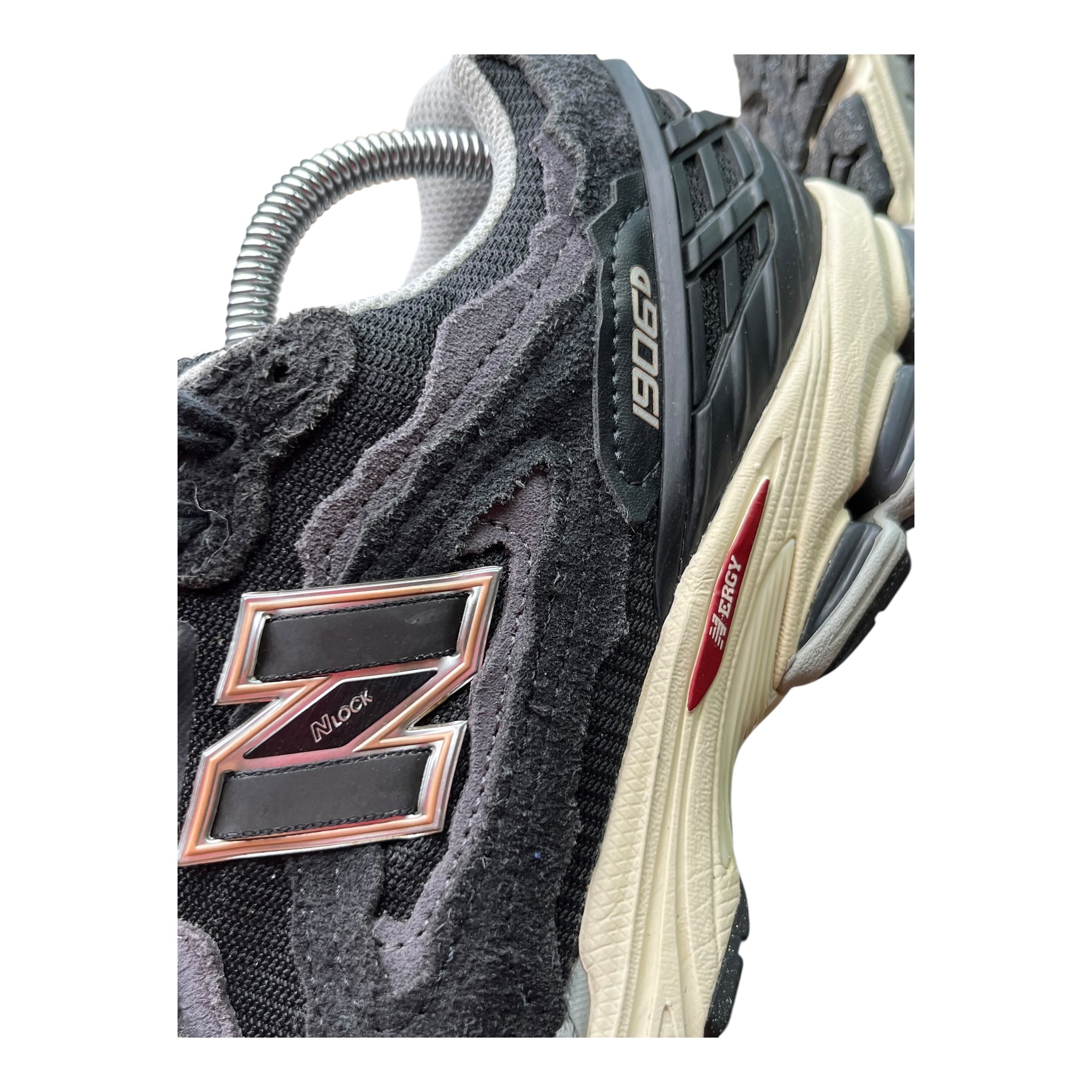 New Balance 1906D Protection Pack Schwarz (44EU)