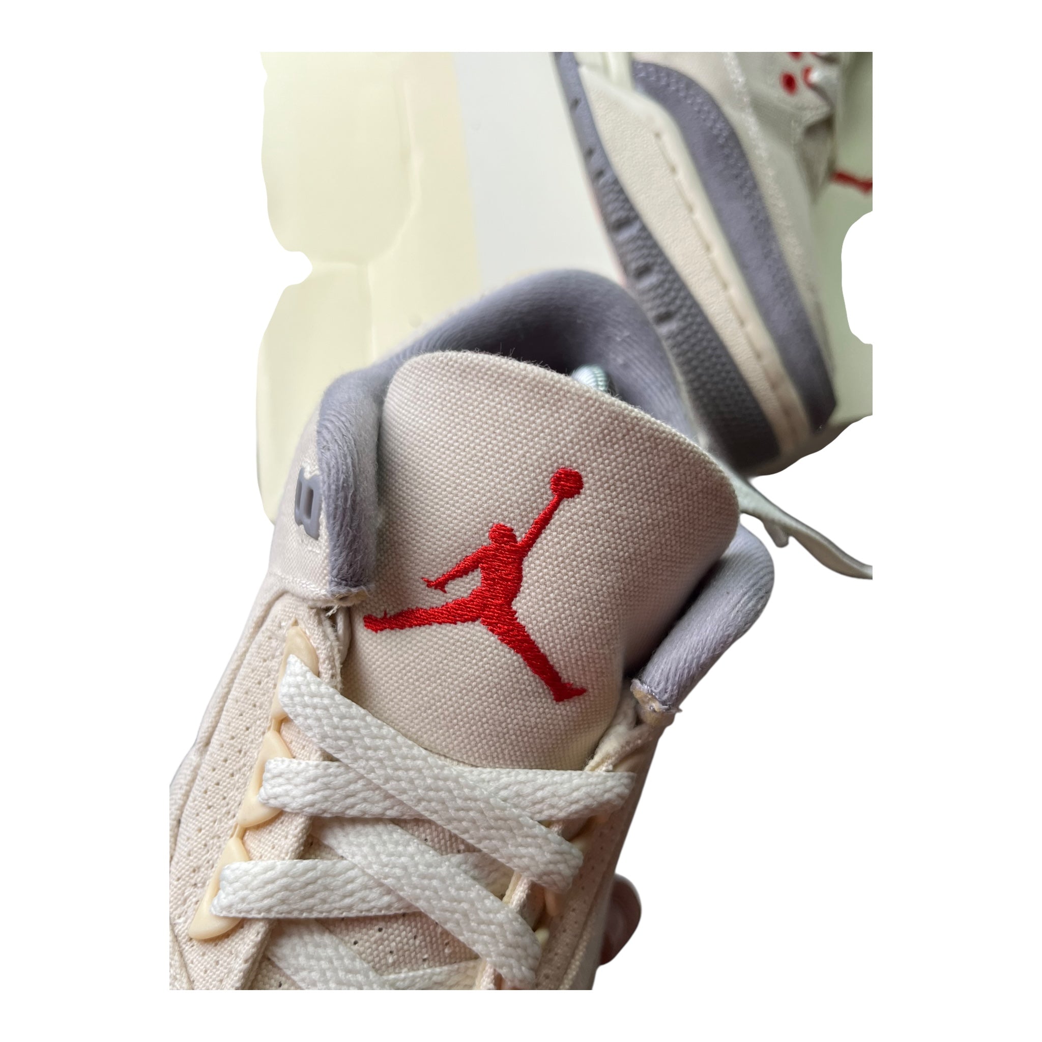 Jordan 3 Retro Muslin (42.5EU)