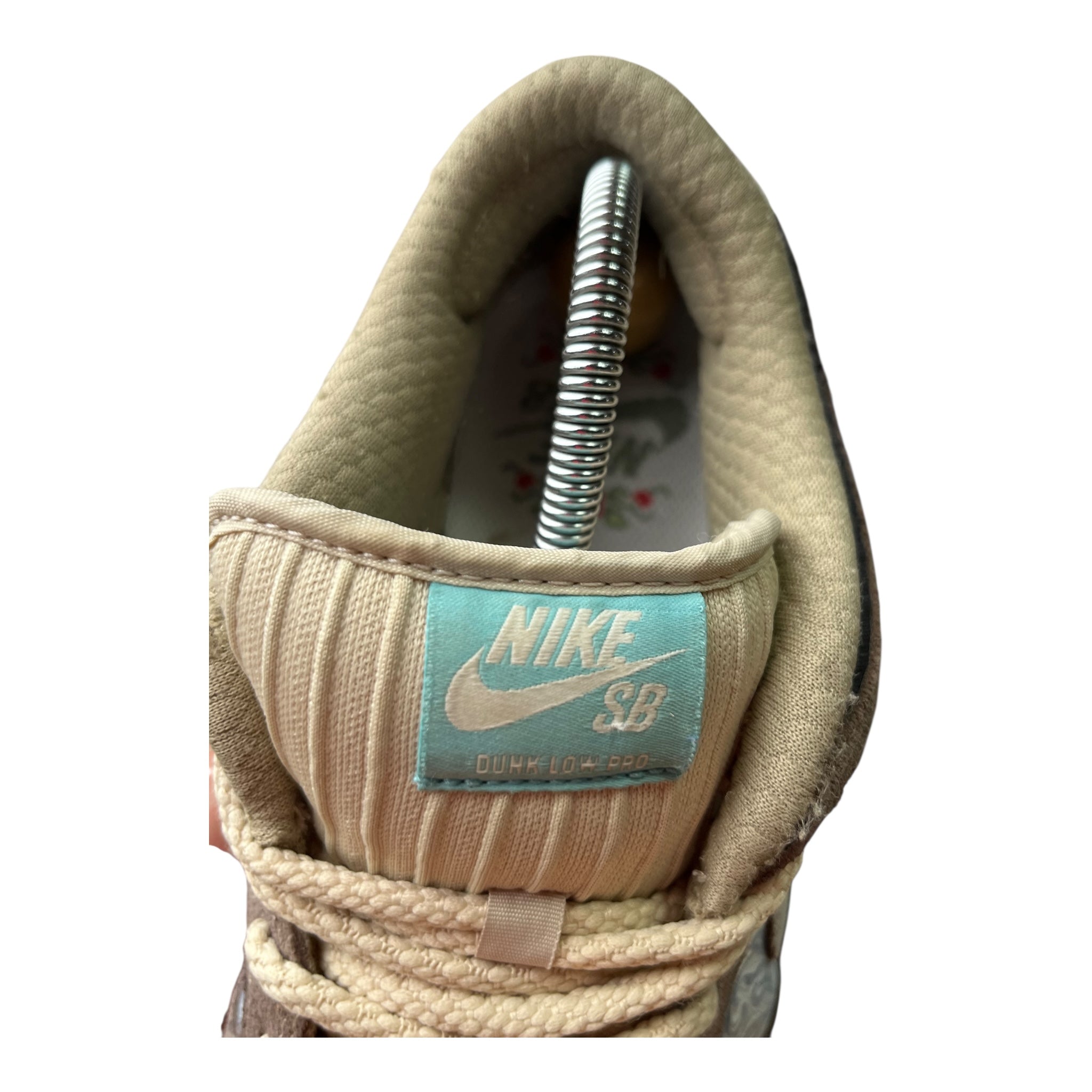 Nike Dunk Low SB Big Money Savings (43EU)