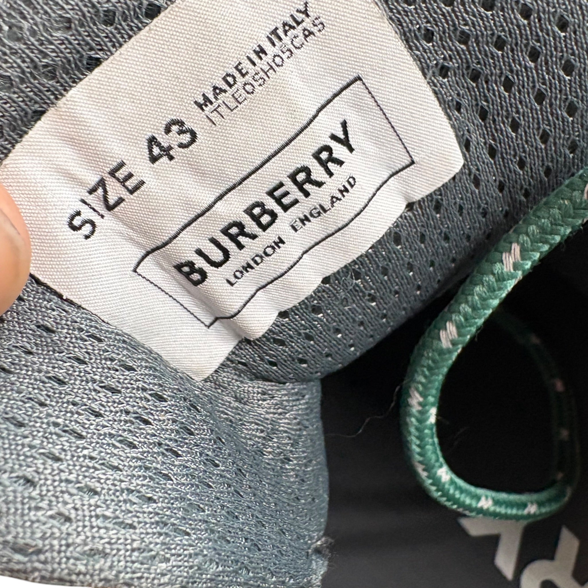 Burberry Sneakers (43EU)