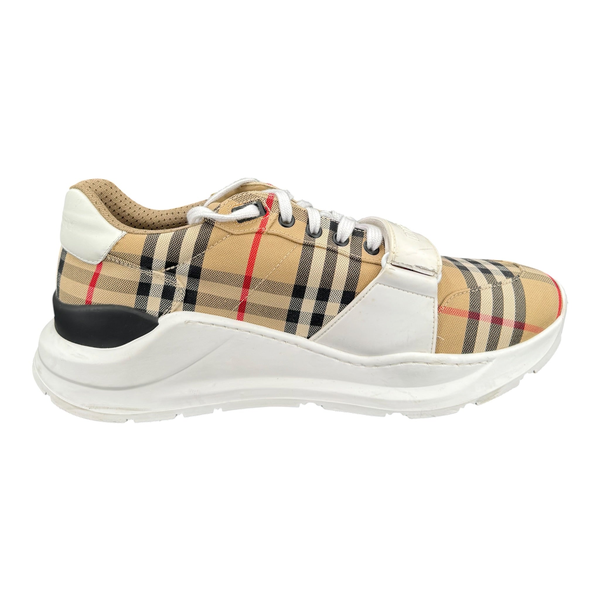 Burberry Sneakers (44EU)