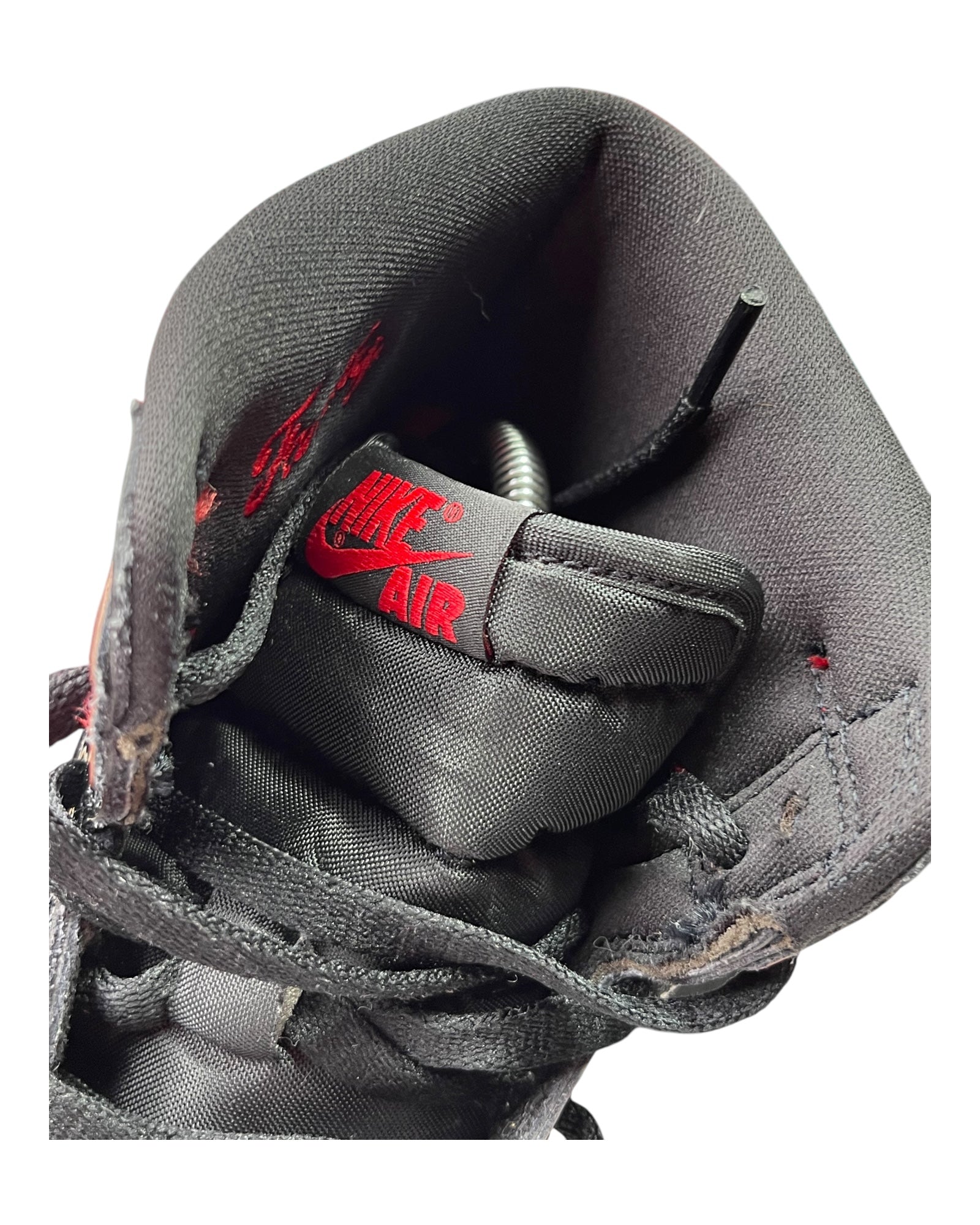 Jordan 1 Retro High OG Patent Bred (44EU)