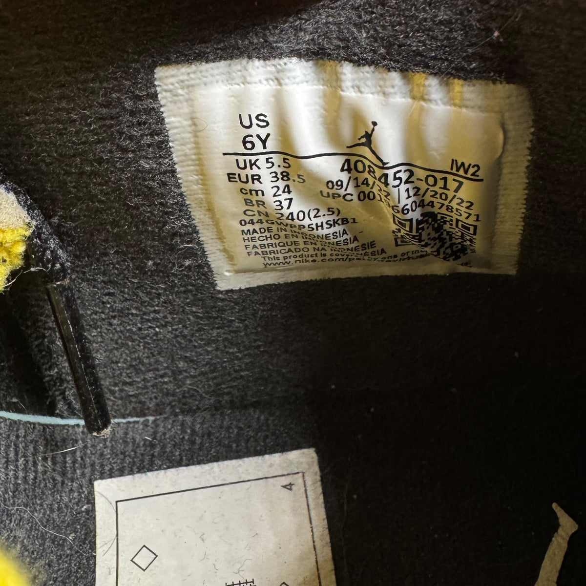Jordan 4 Yellow Thunder (38.5EU)