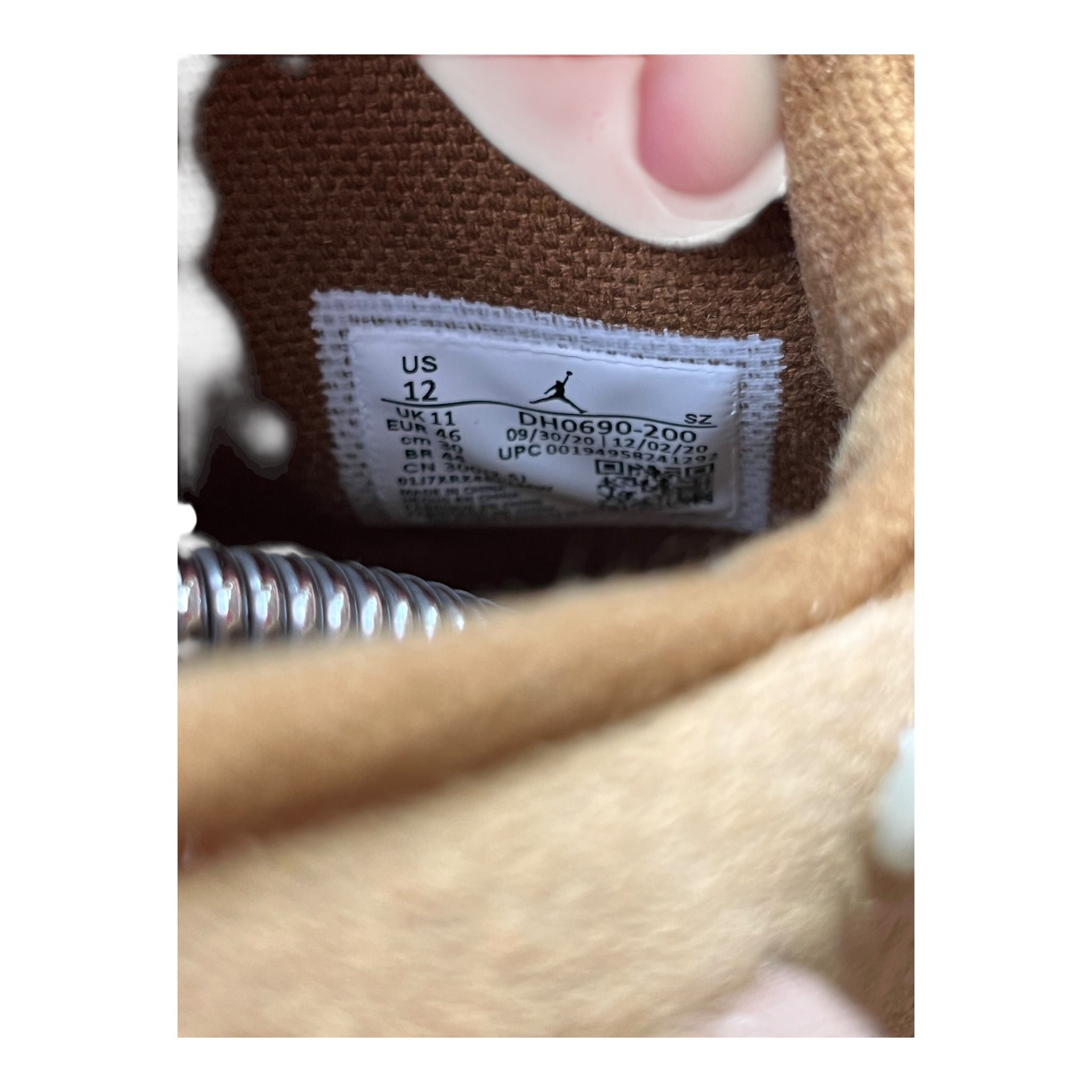 Jordan 6 Retro Travis Scott British Kaki (46EU)