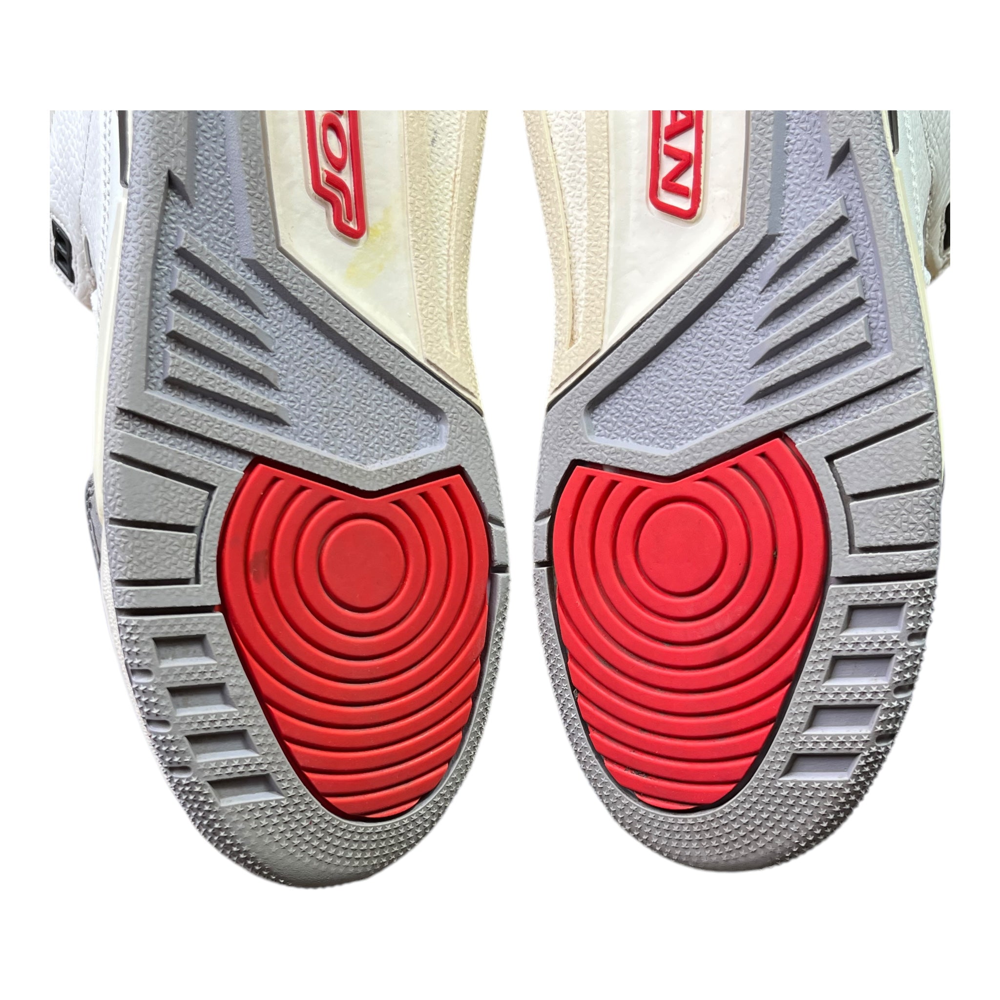 Jordan 3 Retro White Cement Reimagined (38.5EU)