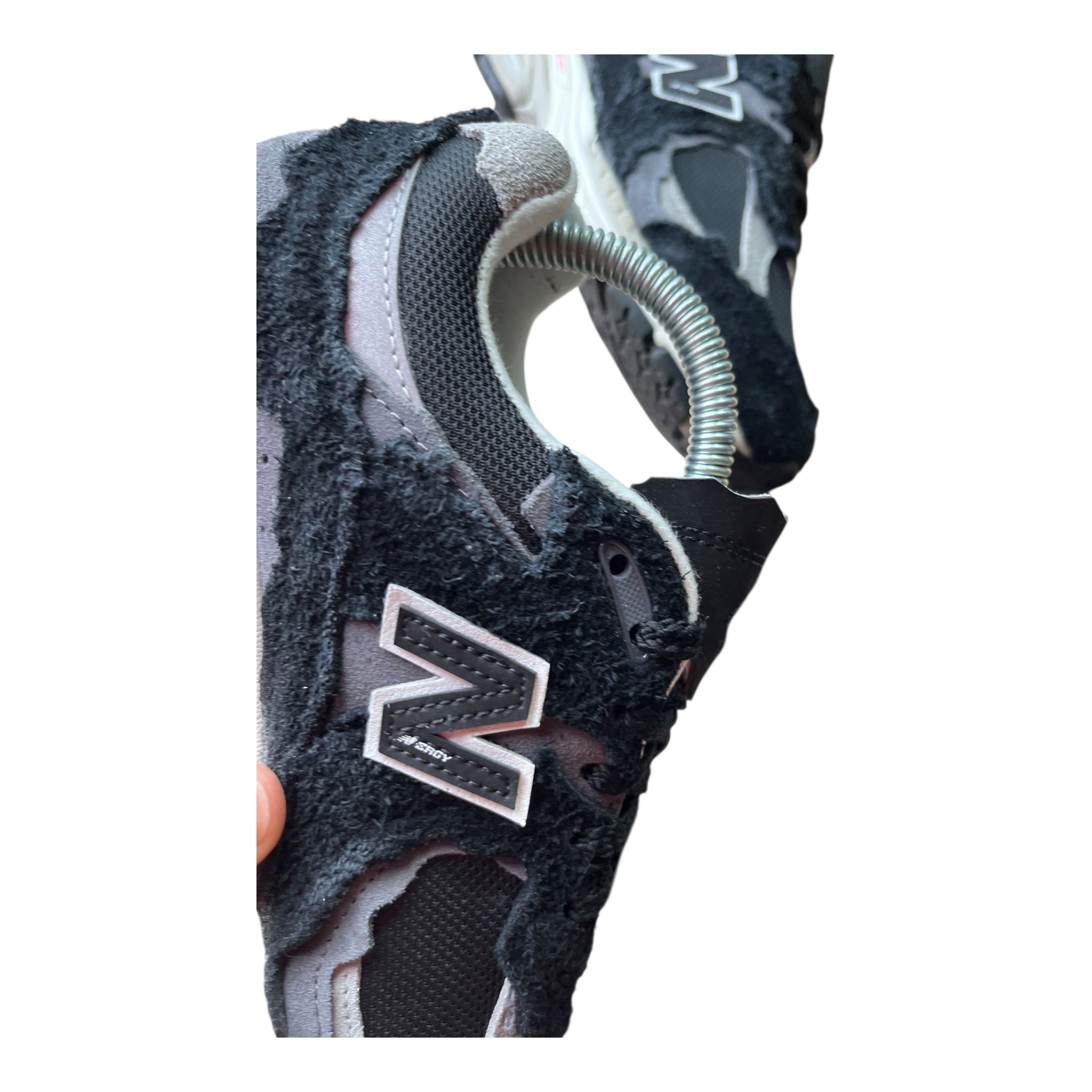 New Balance 2002R Protection Pack Black Grey (37EU)