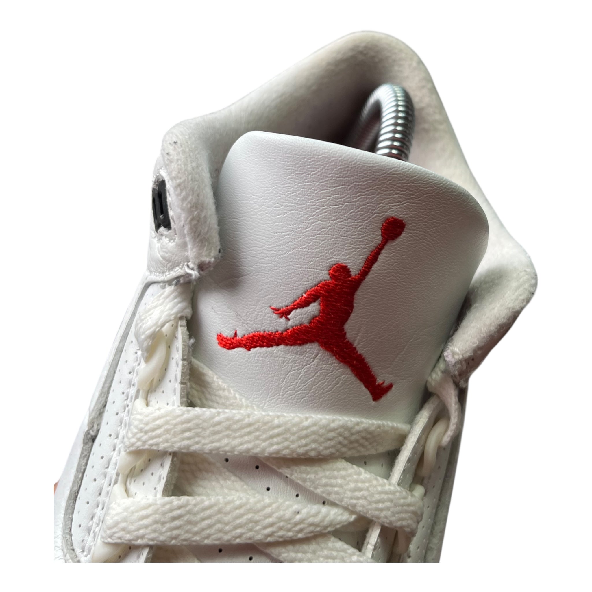 Jordan 3 Retro White Cement Reimagined (41EU)