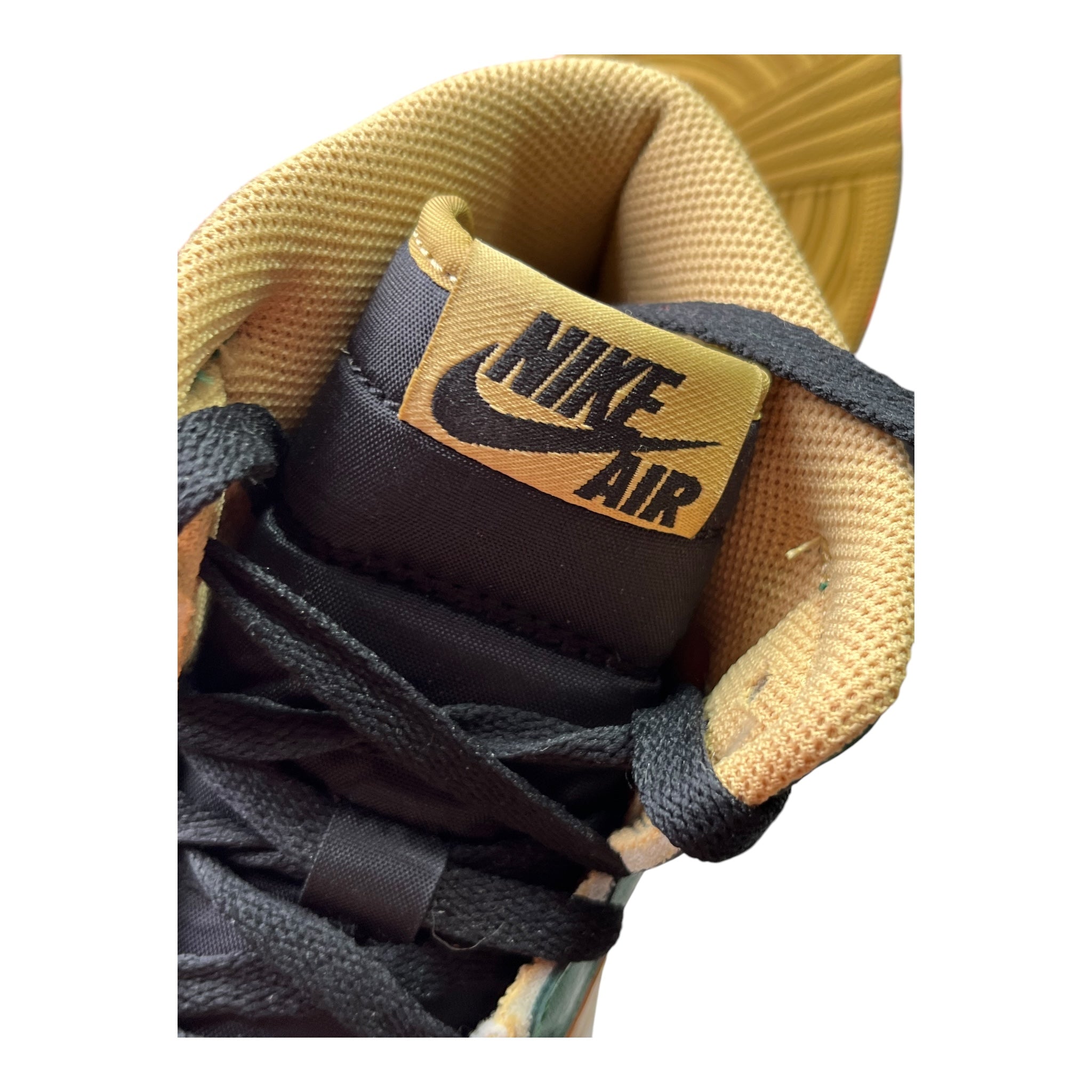 Jordan 1 Retro High OG Celtics (40EU)