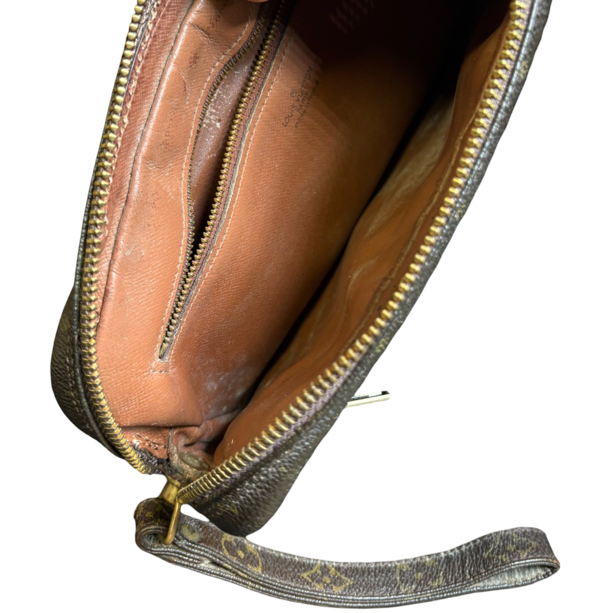 Louis Vuitton Clutch