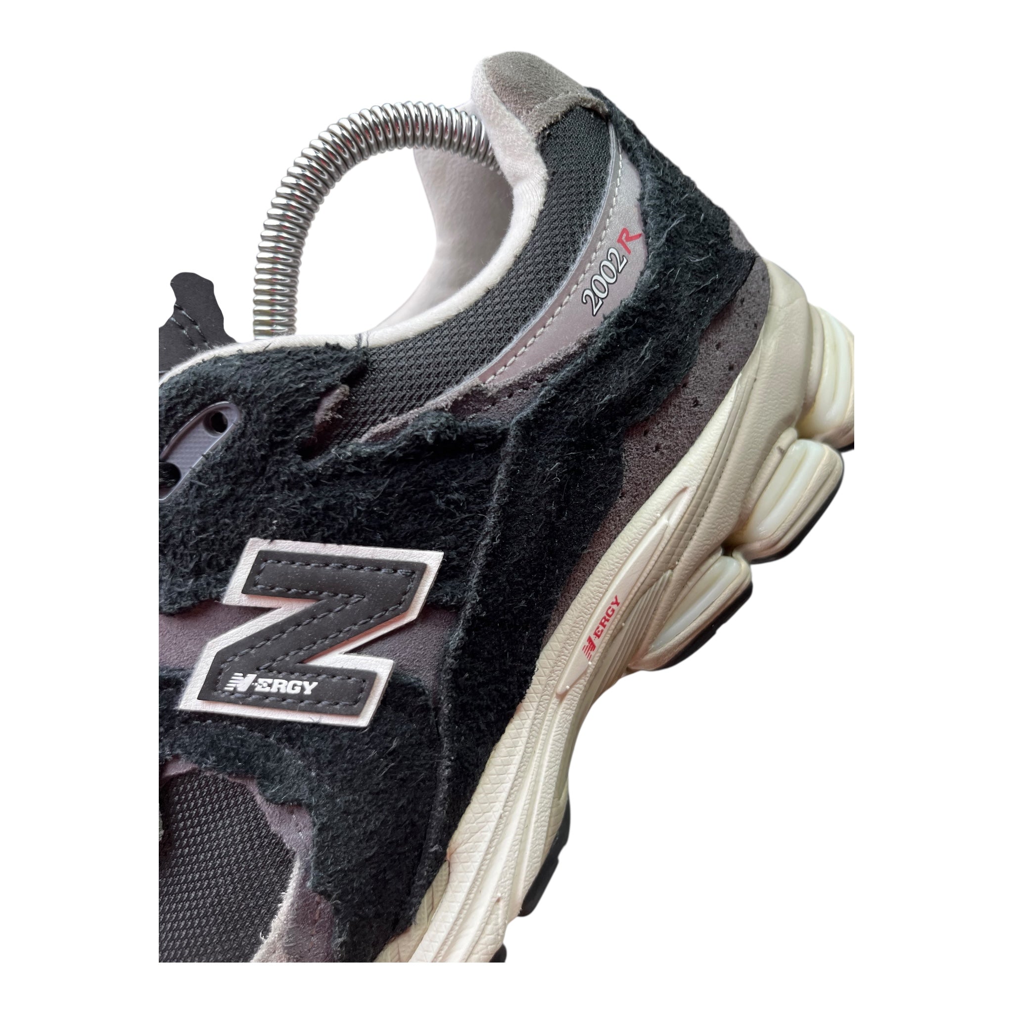 New Balance 2002R Schutzpaket Schwarz Grau (42EU)