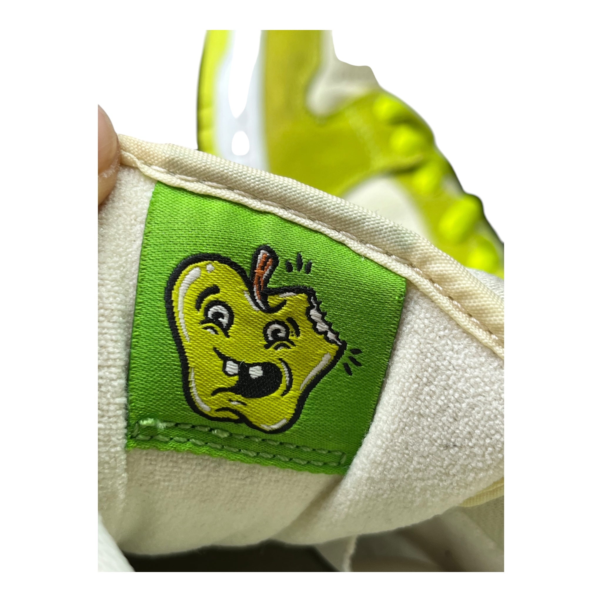 Nike SB Dunk Low Sour Apple (41EU)