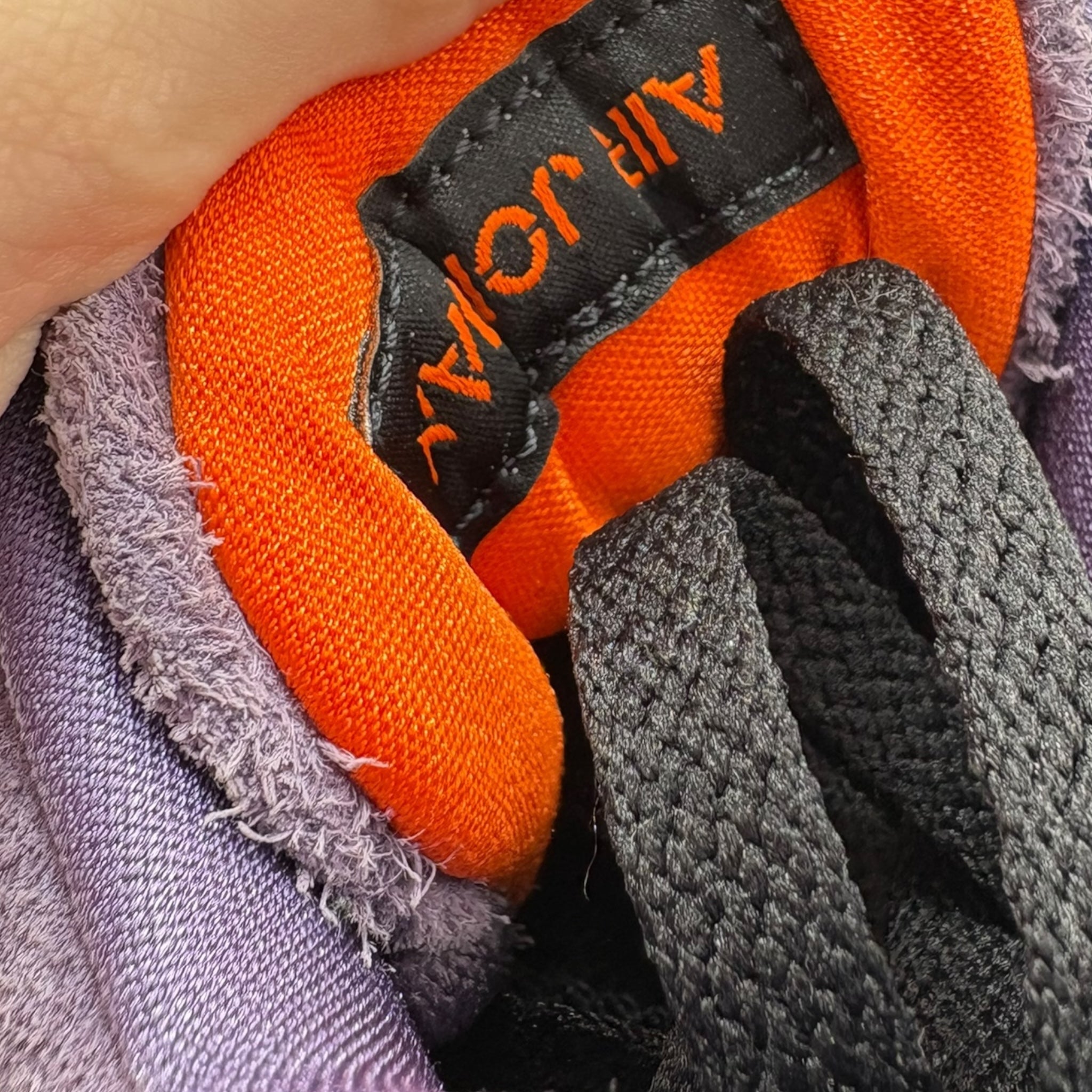 Jordan 4 Canyon Purple (38.5EU)