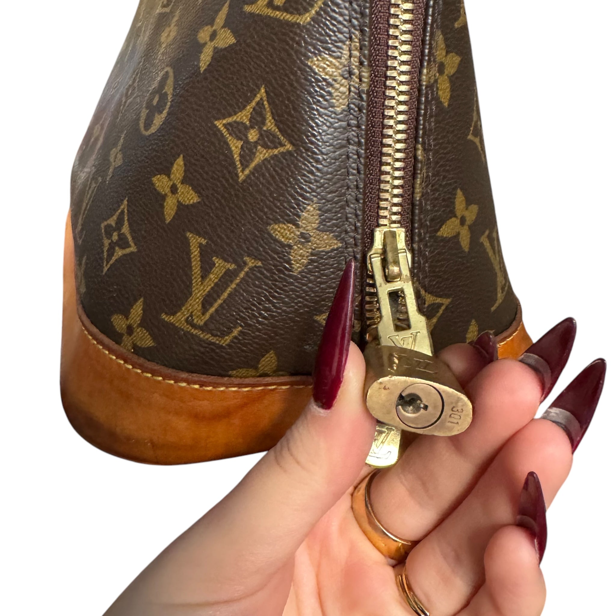 Alma Bag Louis Vuitton
