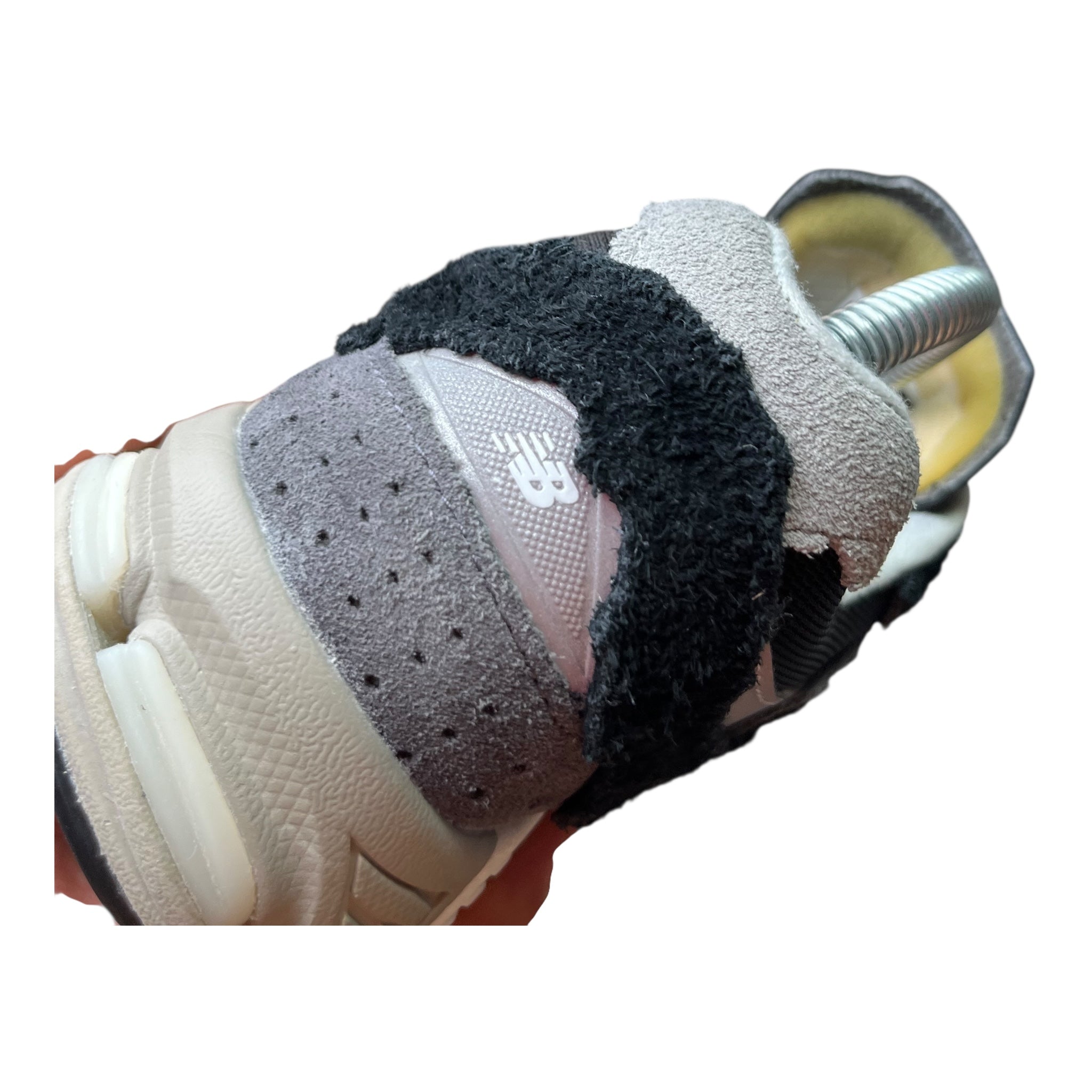New Balance 2002R Protection Pack Black Grey (37EU)