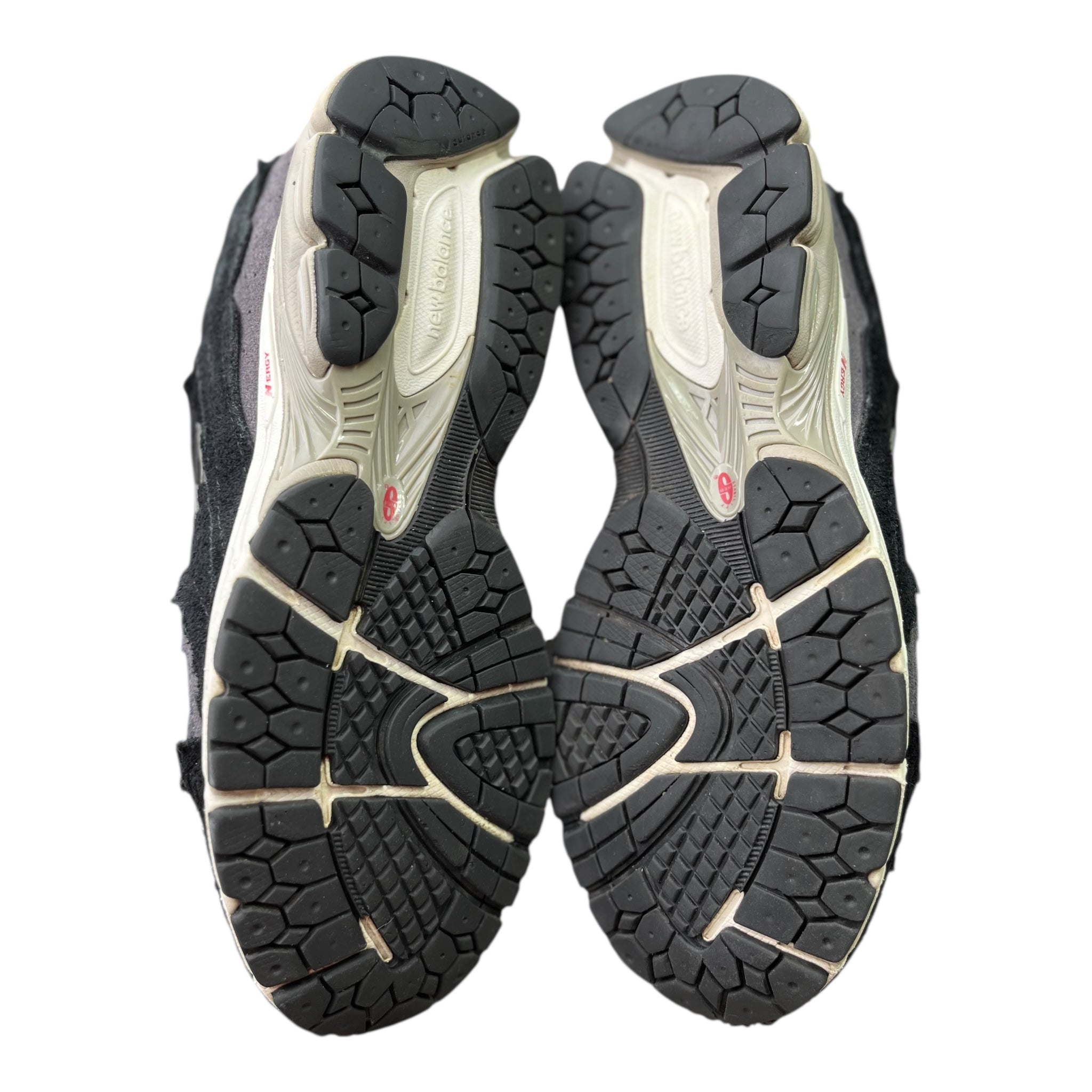 New Balance 2002R Schutzpaket Schwarz Grau (42EU)