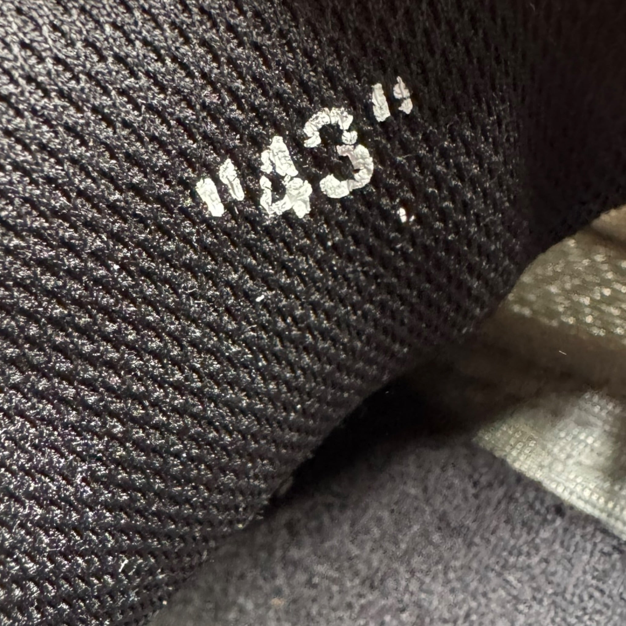 Off White Be Right Back (43EU)