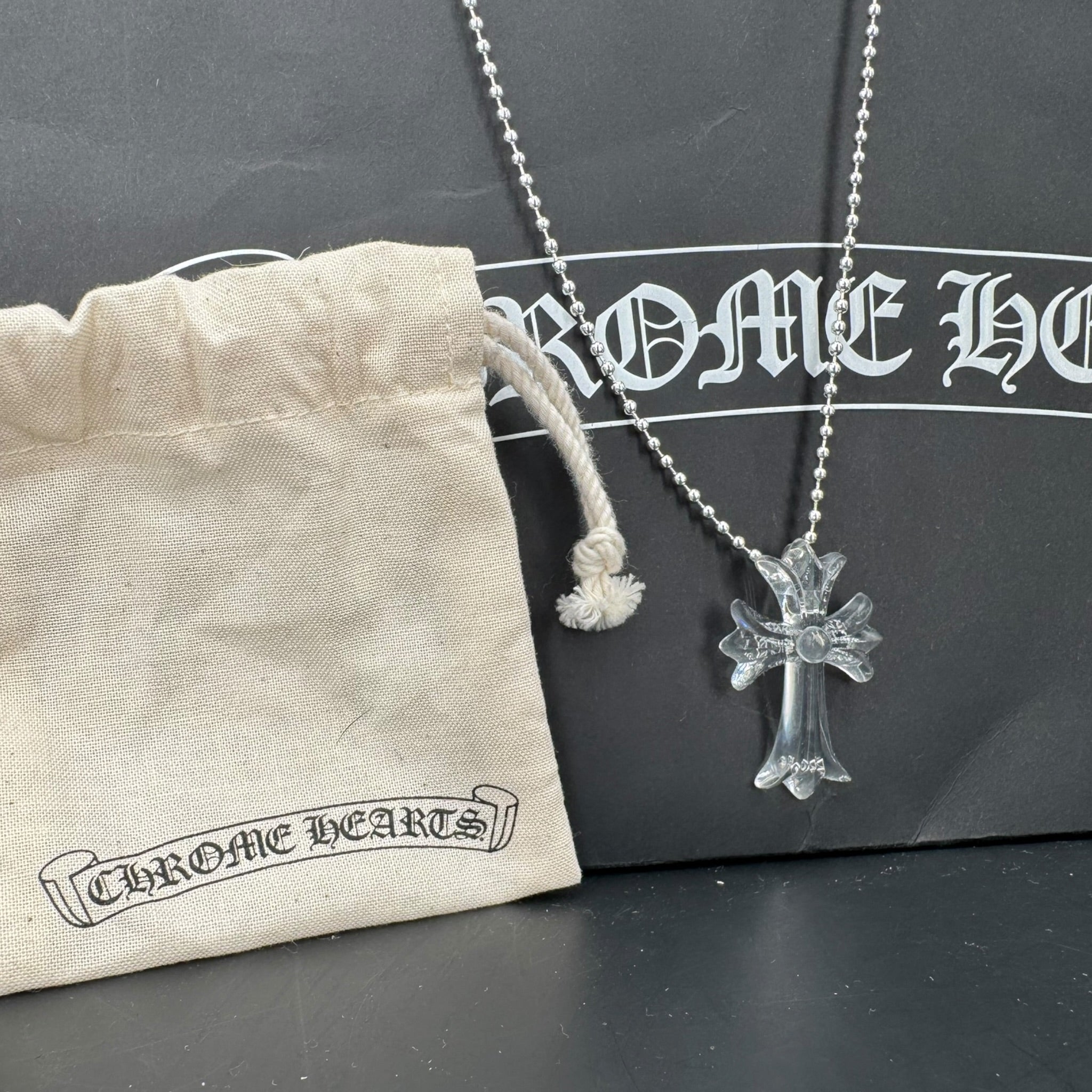 Collier Chrome Hearts