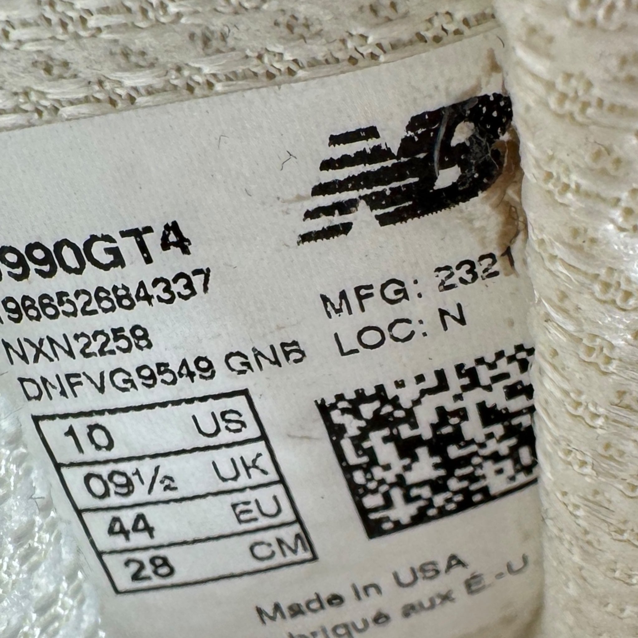 New Balance 990 (44EU)