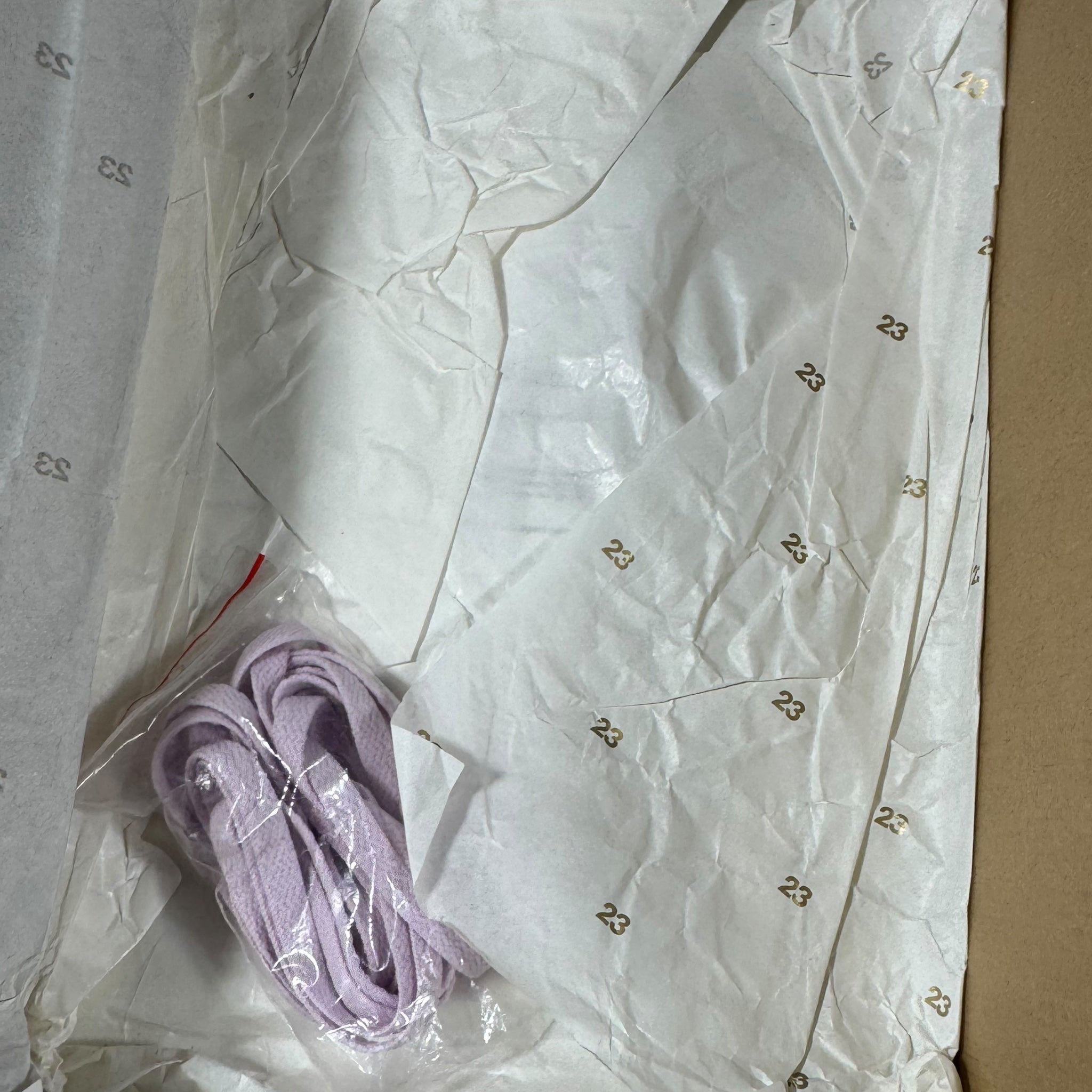 Jordan 4 Shimmer (40EU)