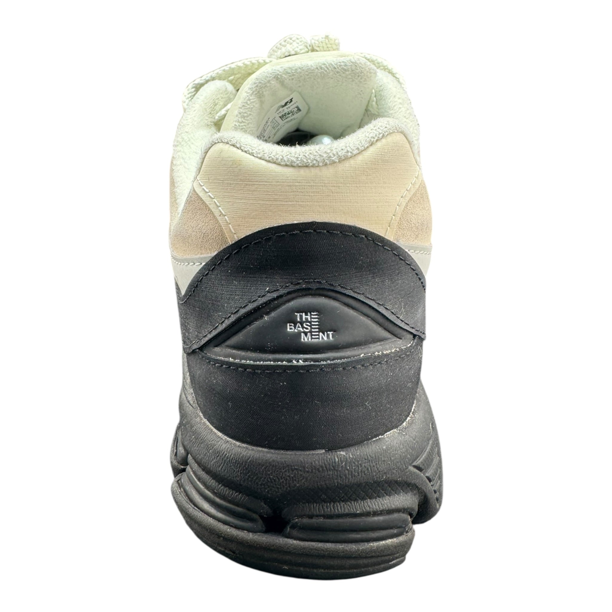 New Balance 2002r The Basement (43EU)