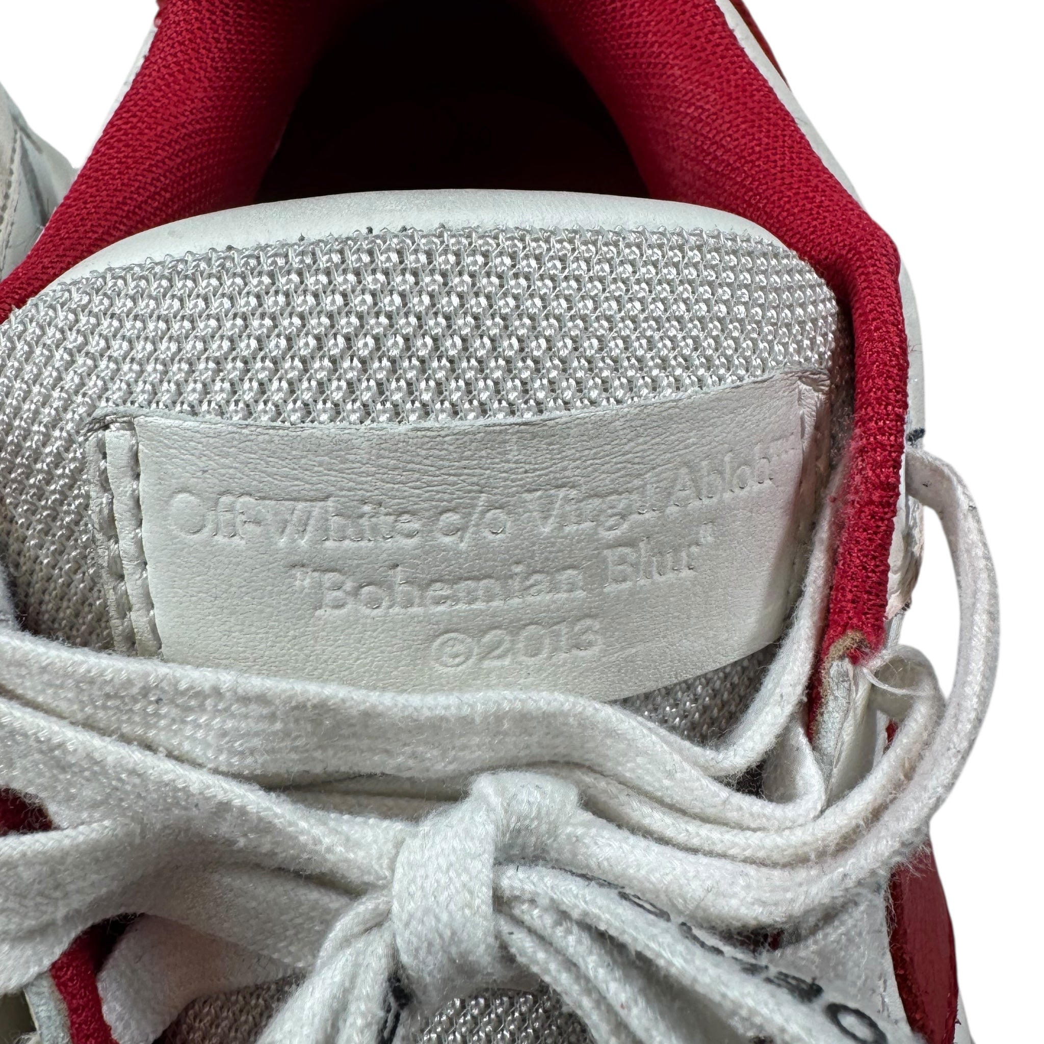 Off White Out Of Office (40EU)