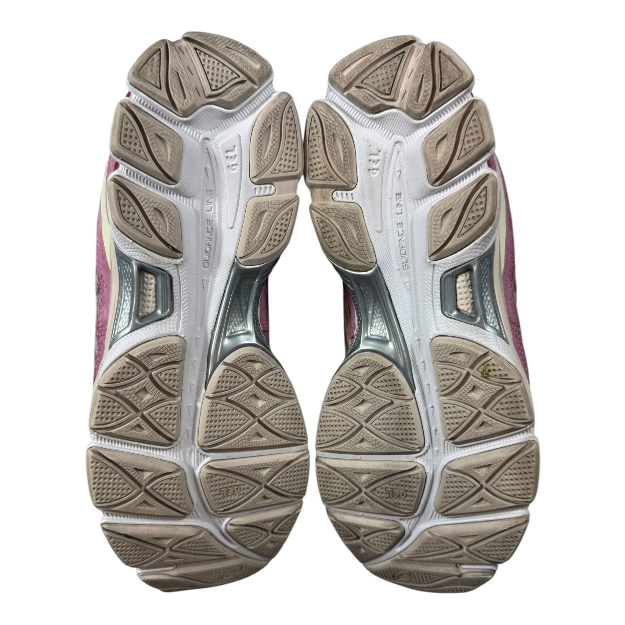 Asics Gel (41.5EU)