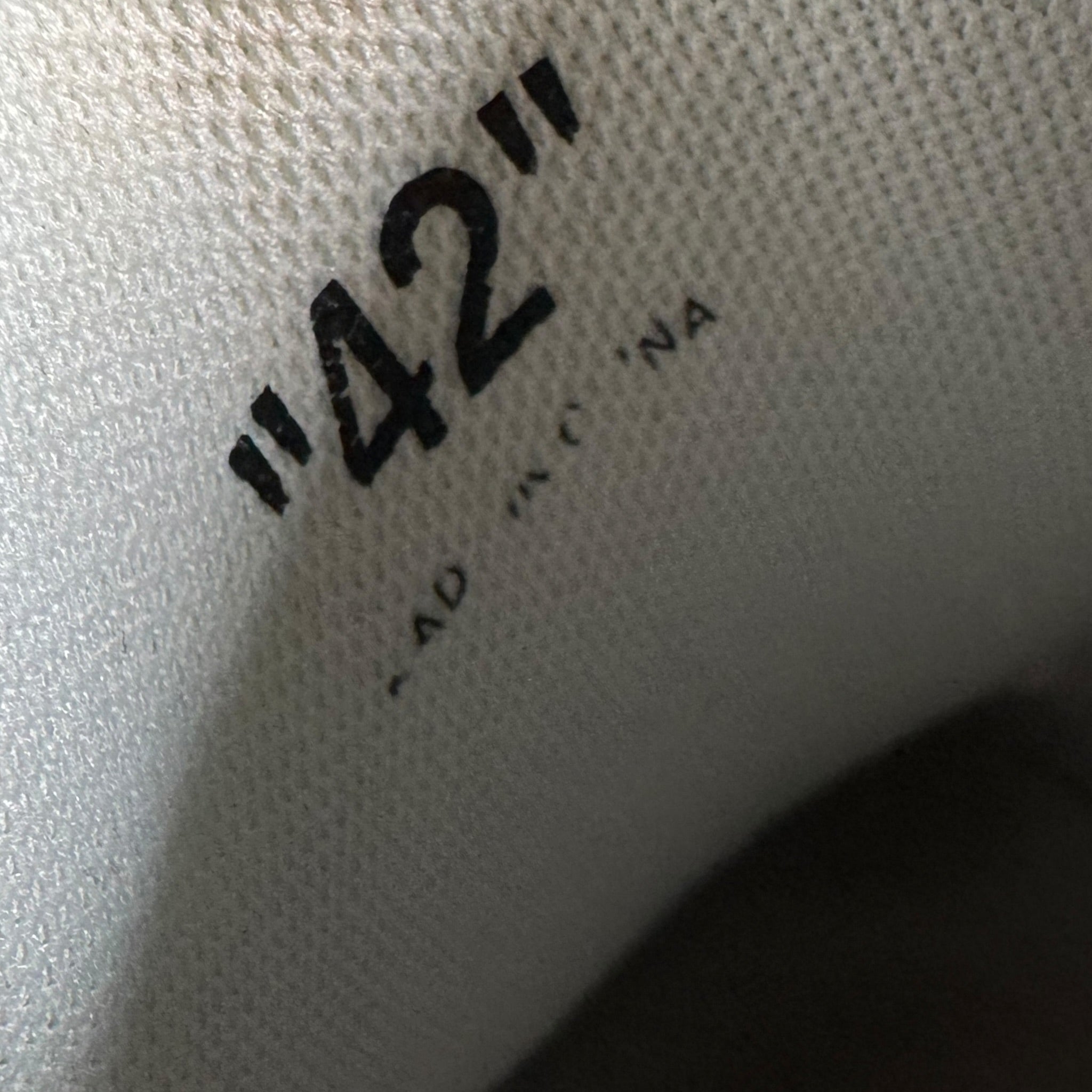 Off-White Out Off Office (42EU)