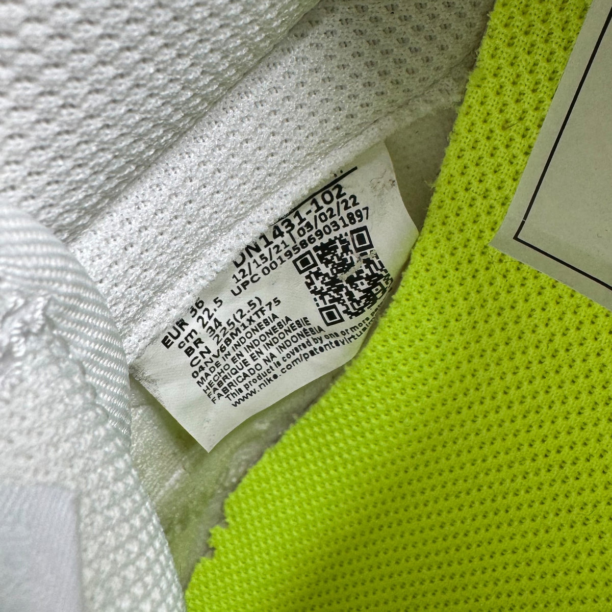 Dunk Low Next Nature Barely green DS (36EU)