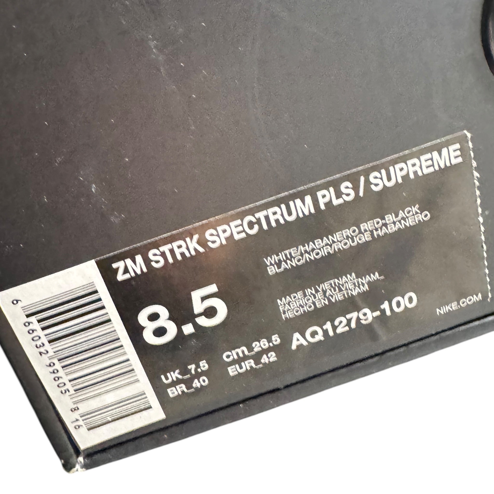 Supreme Zoom Streak Spectrum (42EU)