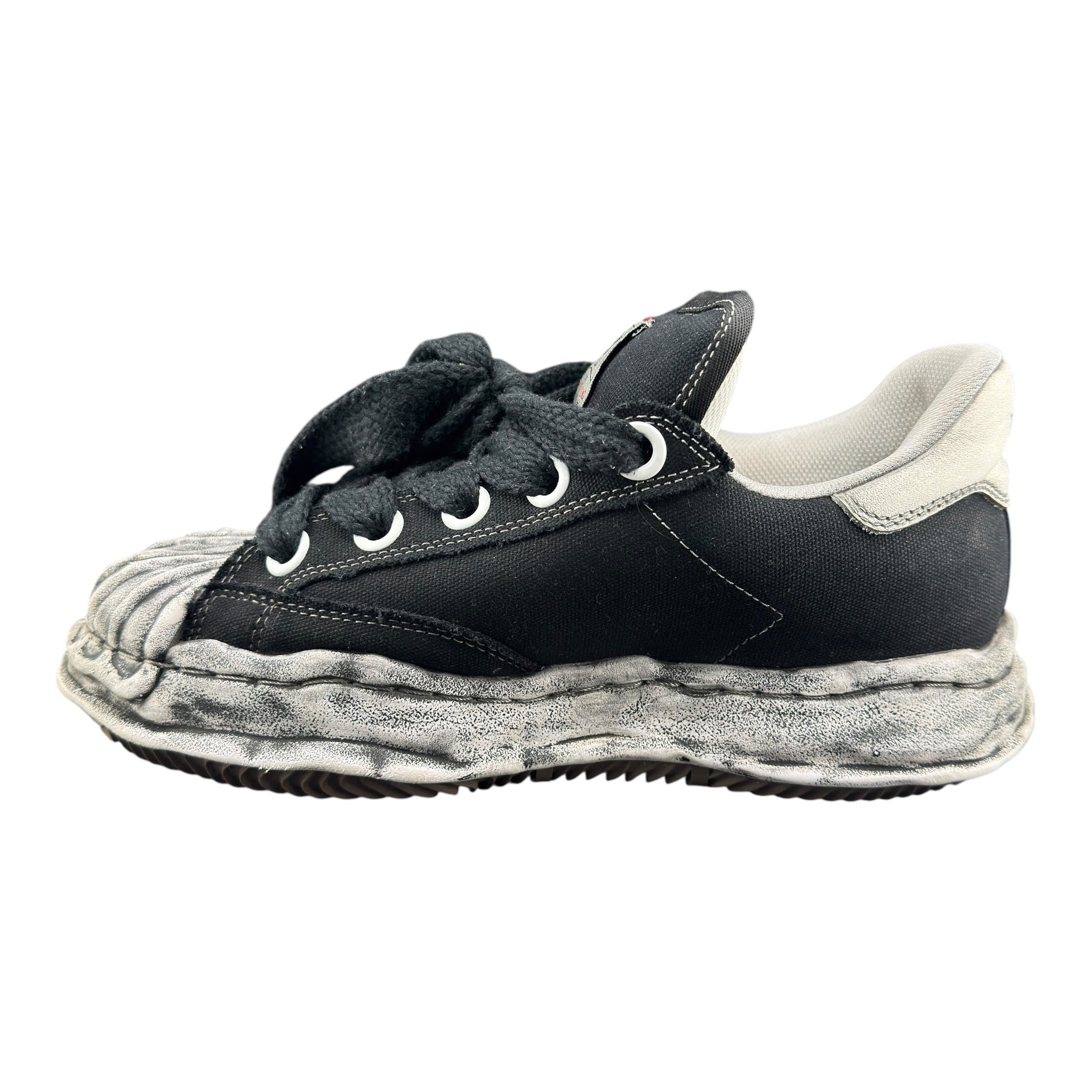 Maison Mihara Blakey Puffer (40.5EU)