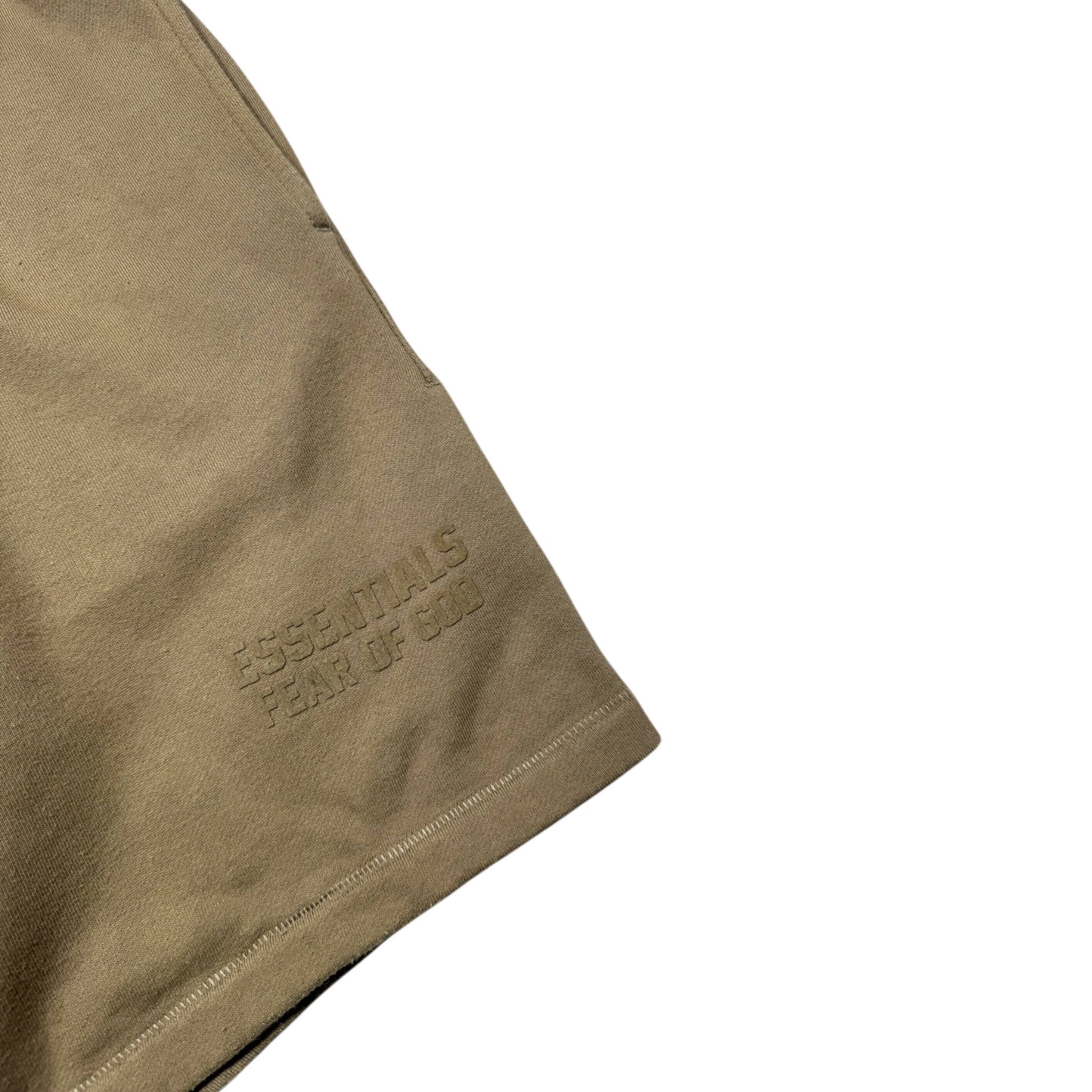 Short Essentials (M)