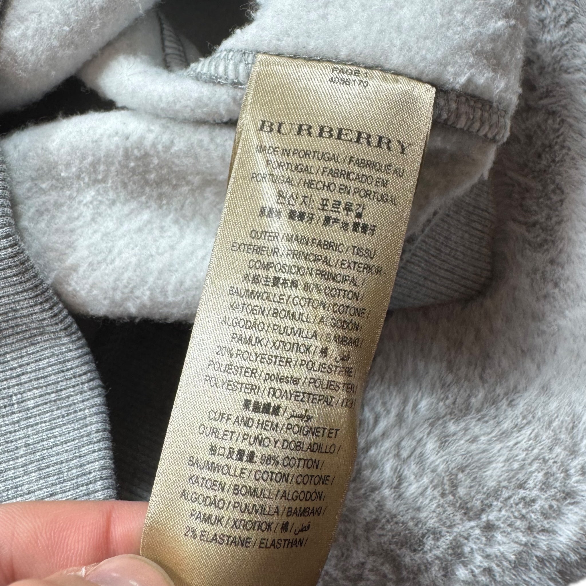 Burberry Sweatshirt (M)