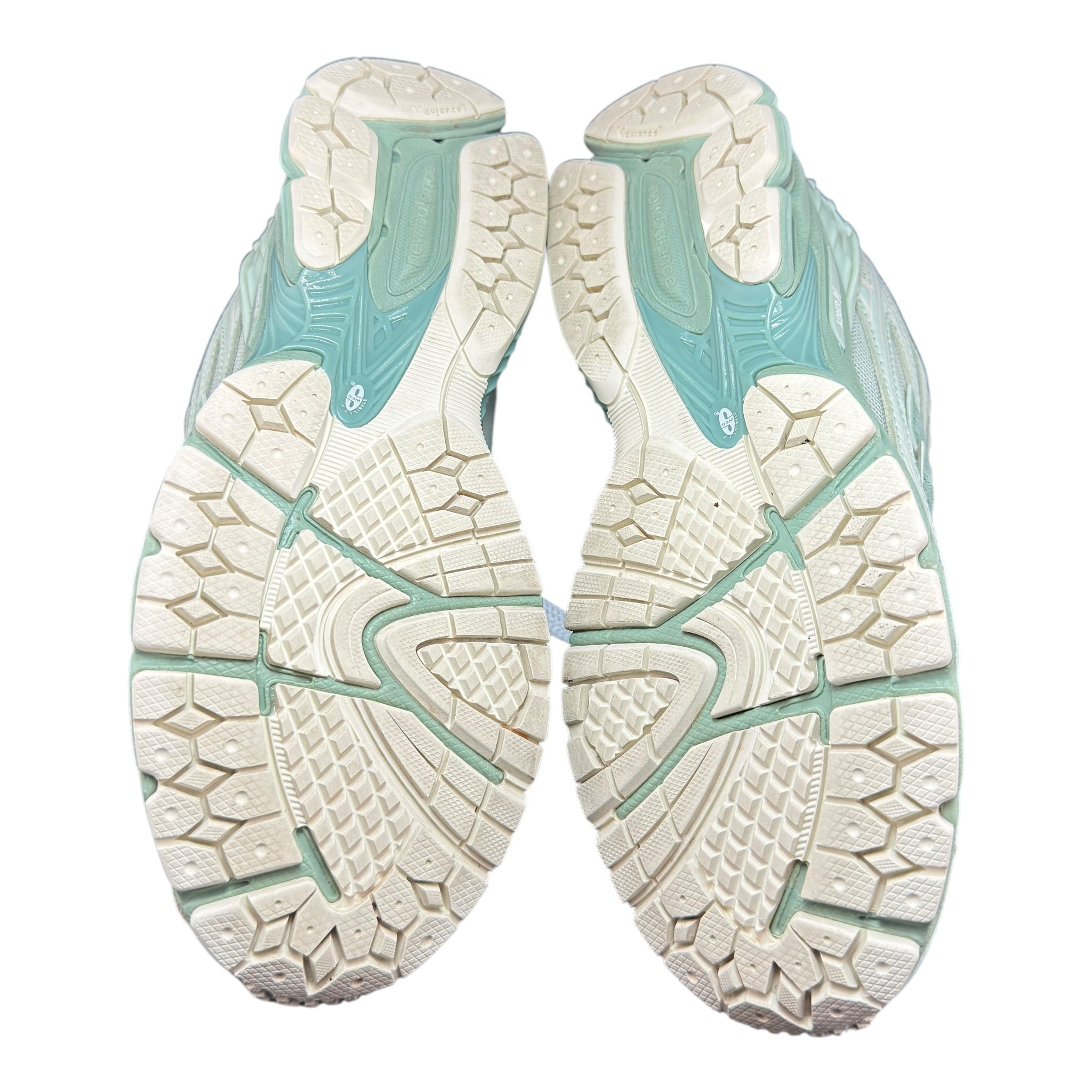 New Balance 1906r (41EU)