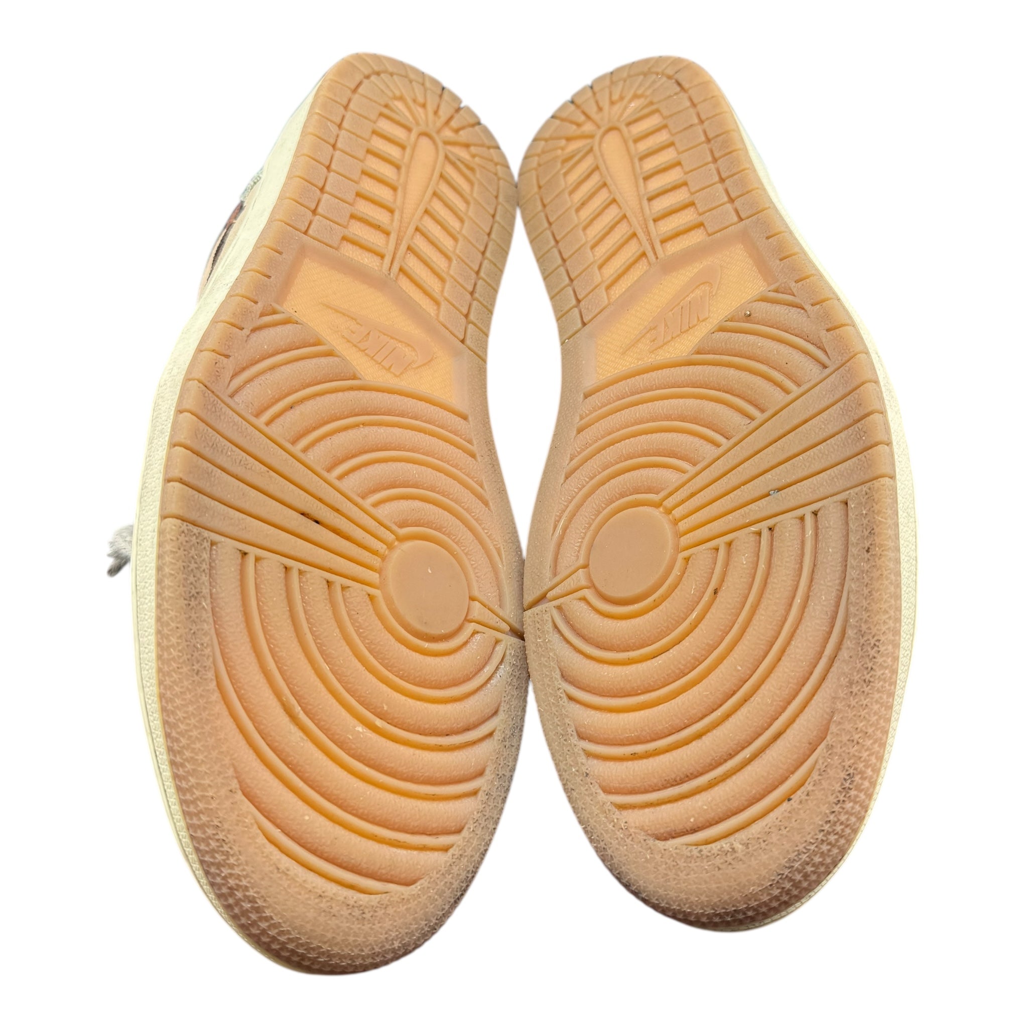 Jordan One Low Voodoo (45EU)