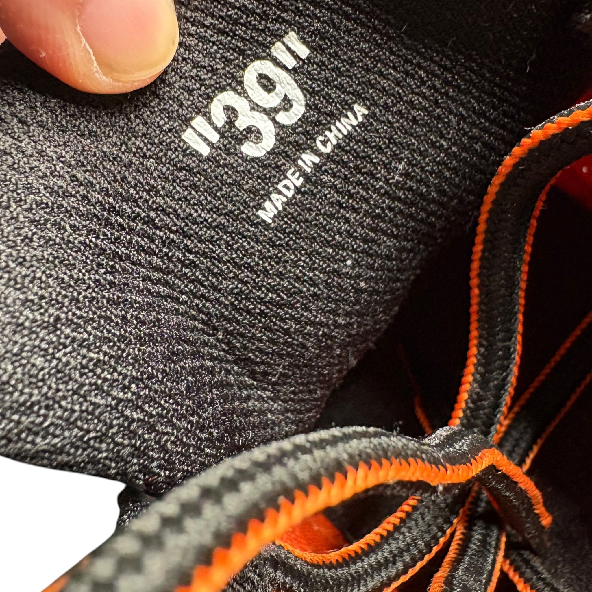 Off-White Be Right Back (39EU)