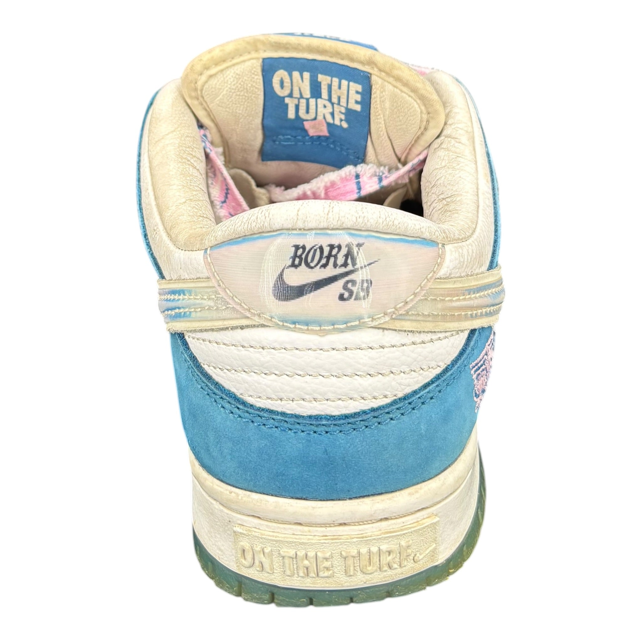 Dunk SB Born x Raised (40EU)