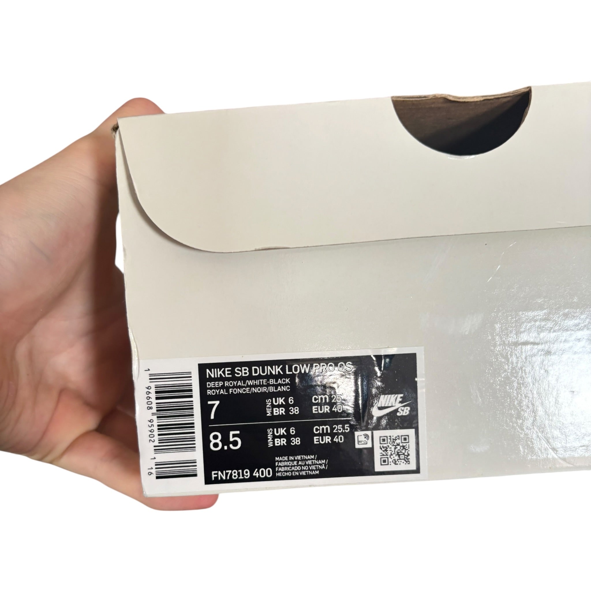 Dunk SB Born x Raised (40EU)