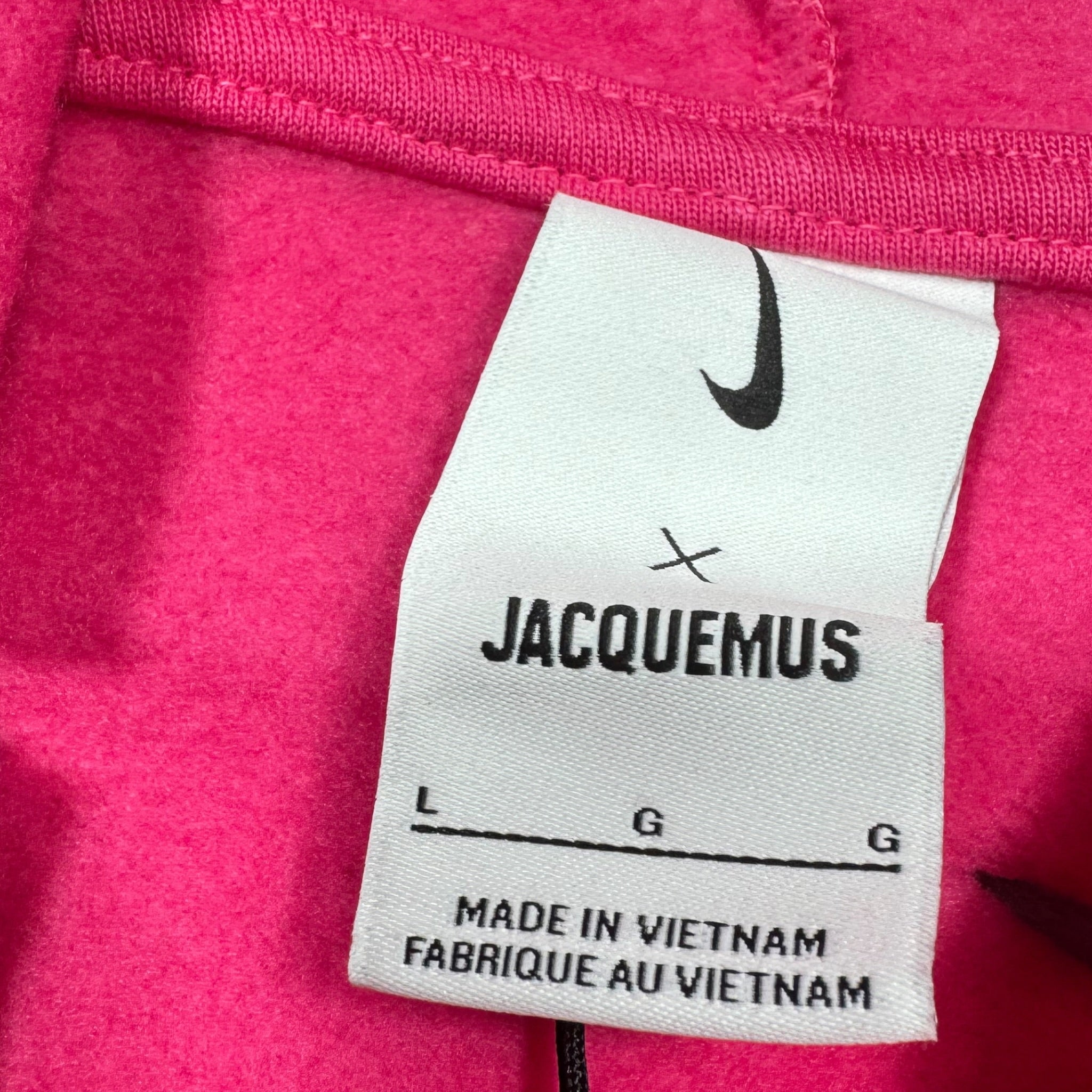 Sweat Jacquemus x Nike Neuf (L)