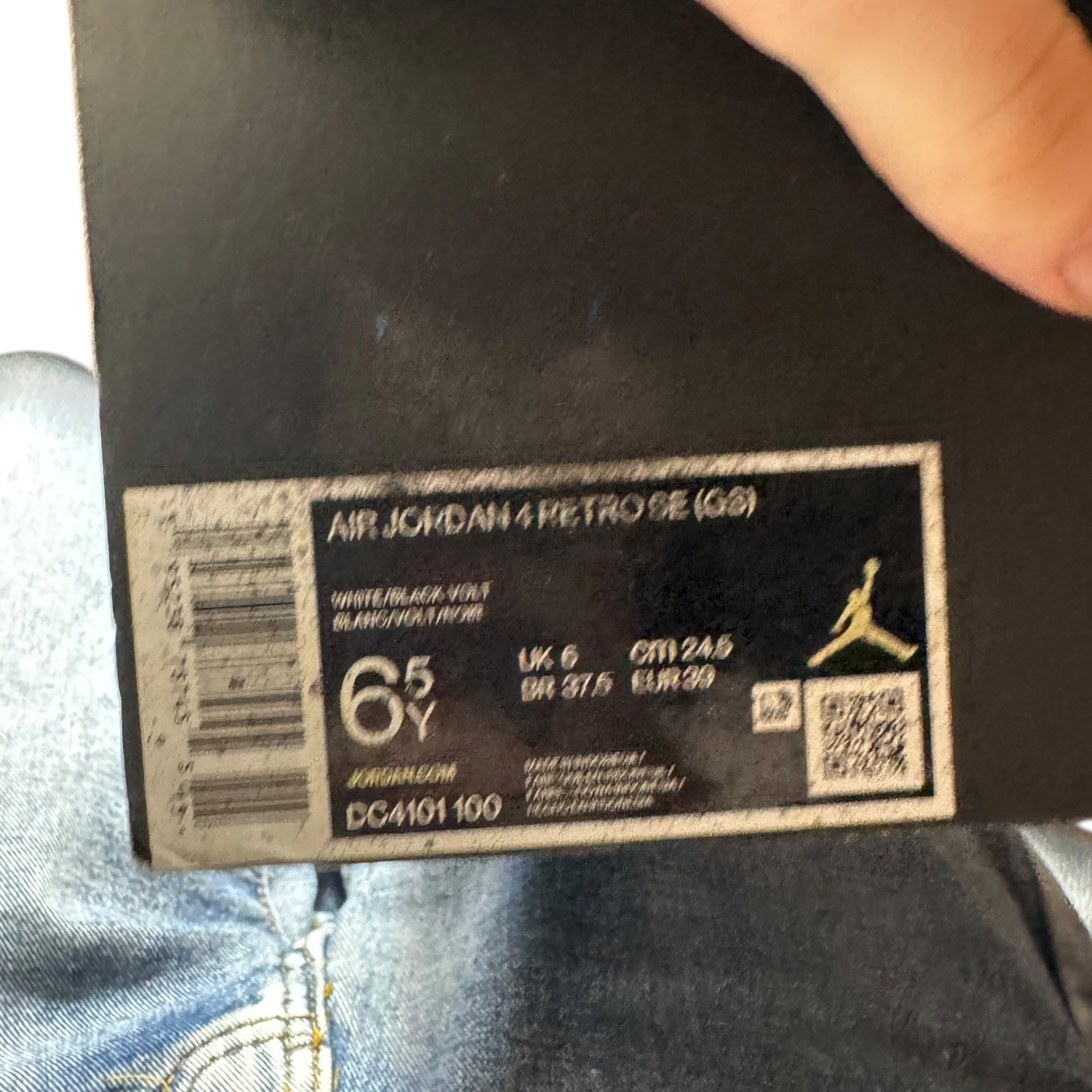 Jordan 4 (39EU)