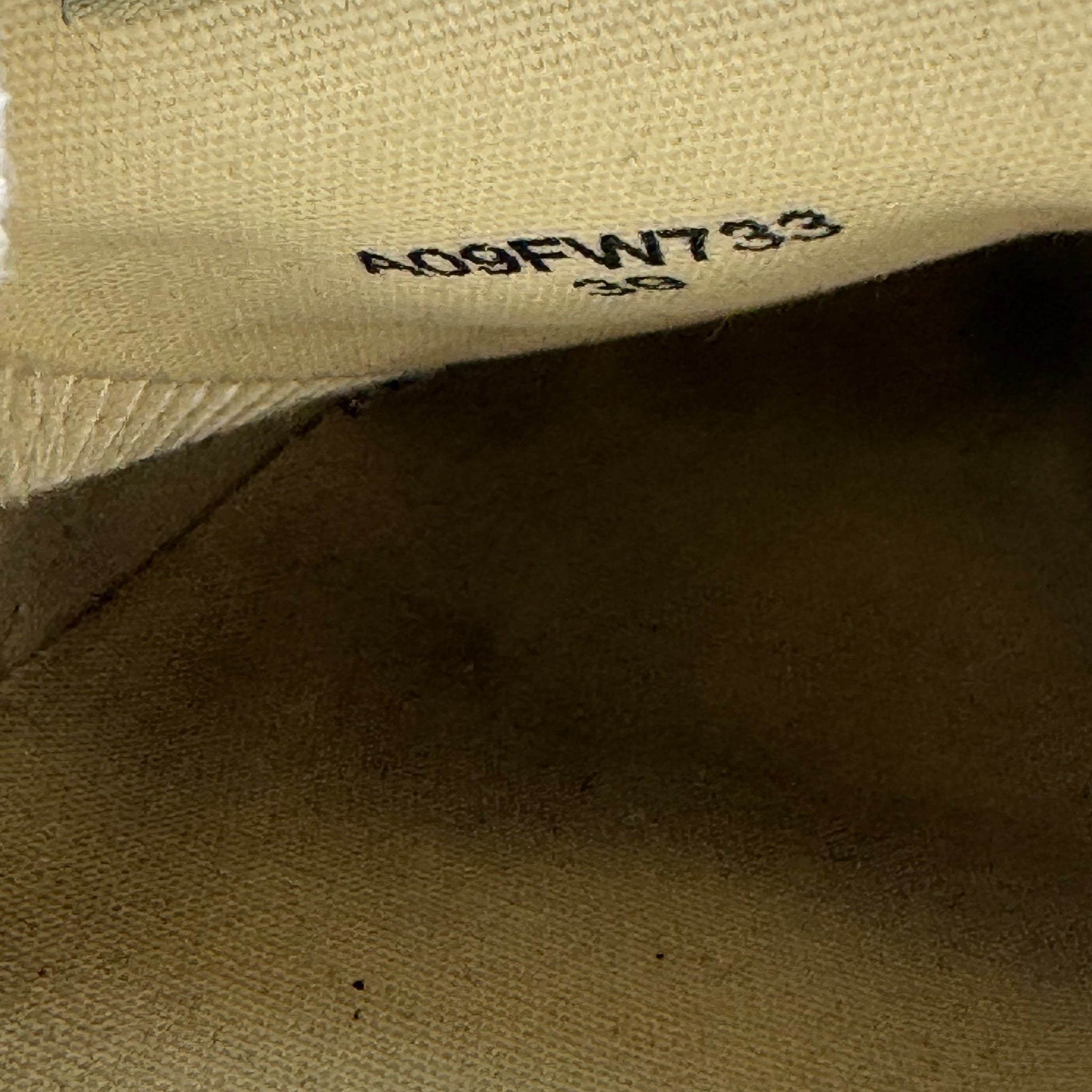 Maison Mihara Yasuhiro (39EU)