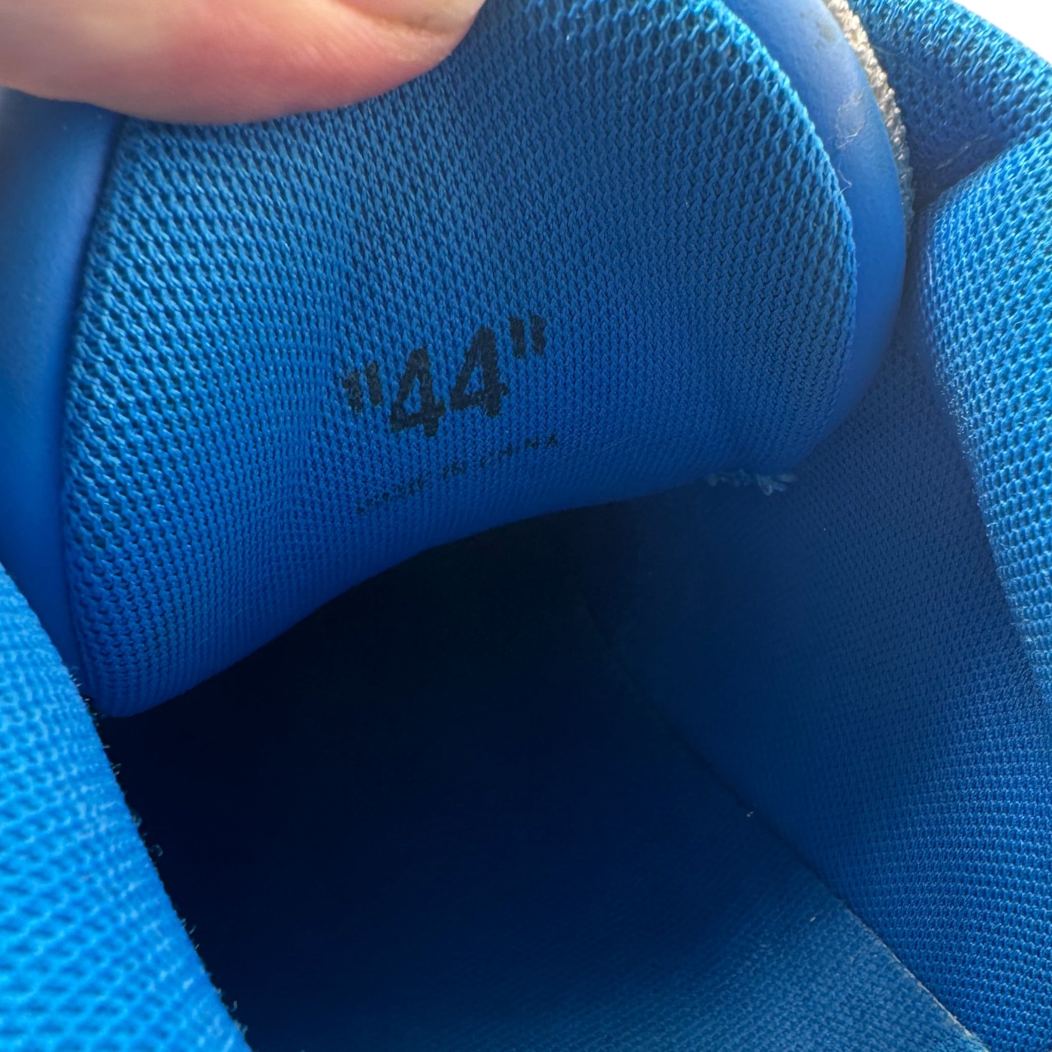 Off-White Out Off Office (44EU)