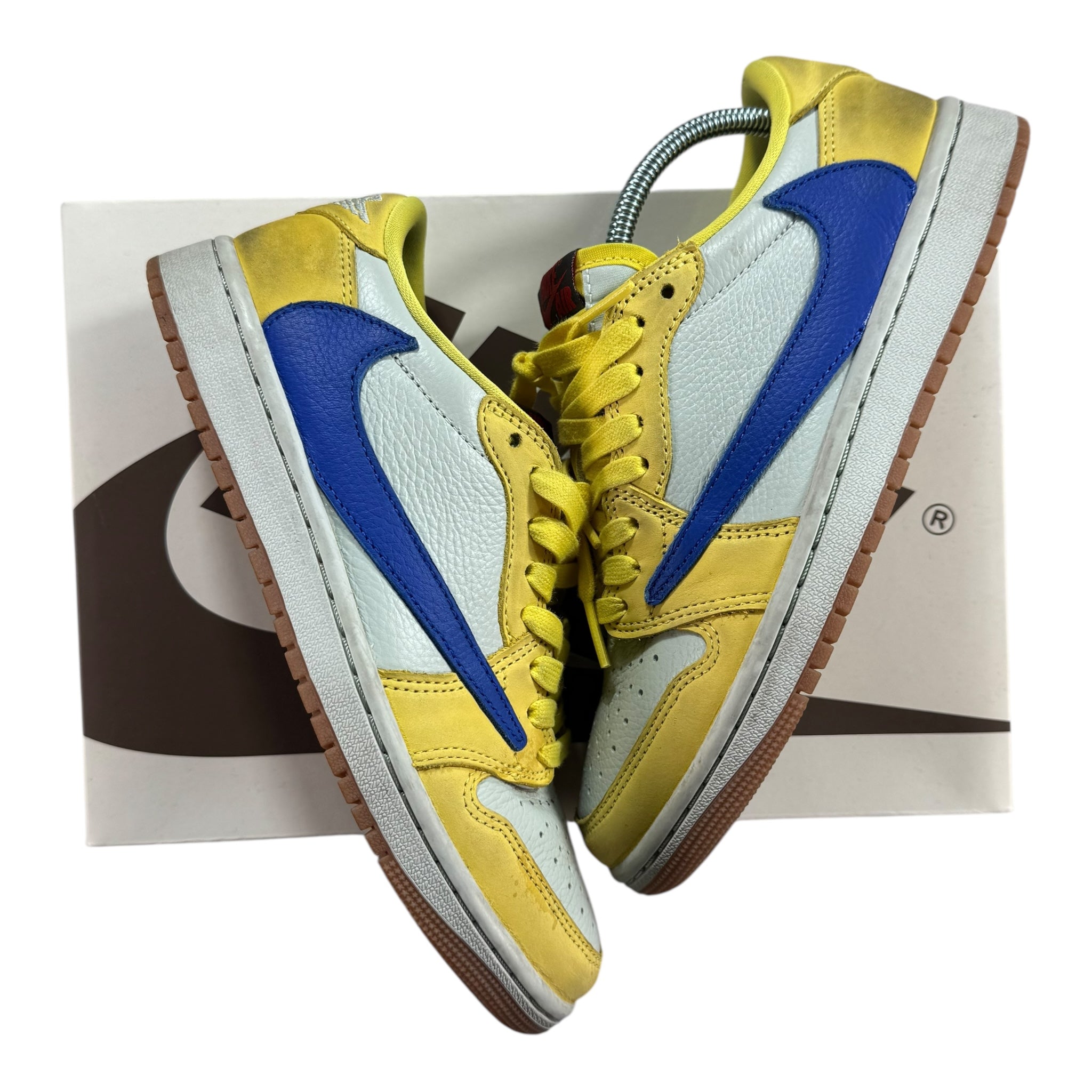 Jordan One Low Travis Canary (37.5EU)