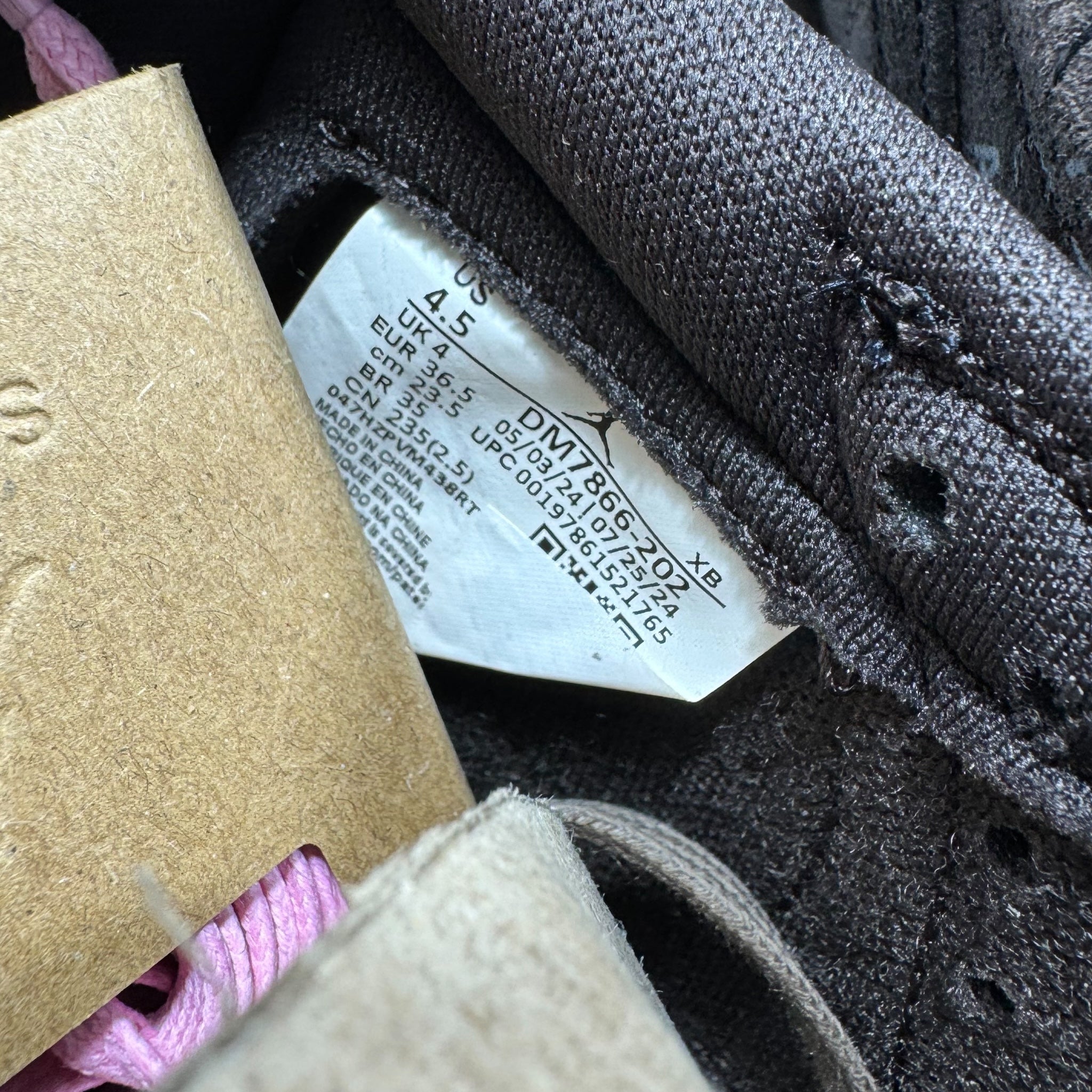 Jordan One Low Travis Brown Velvet (36.5EU)