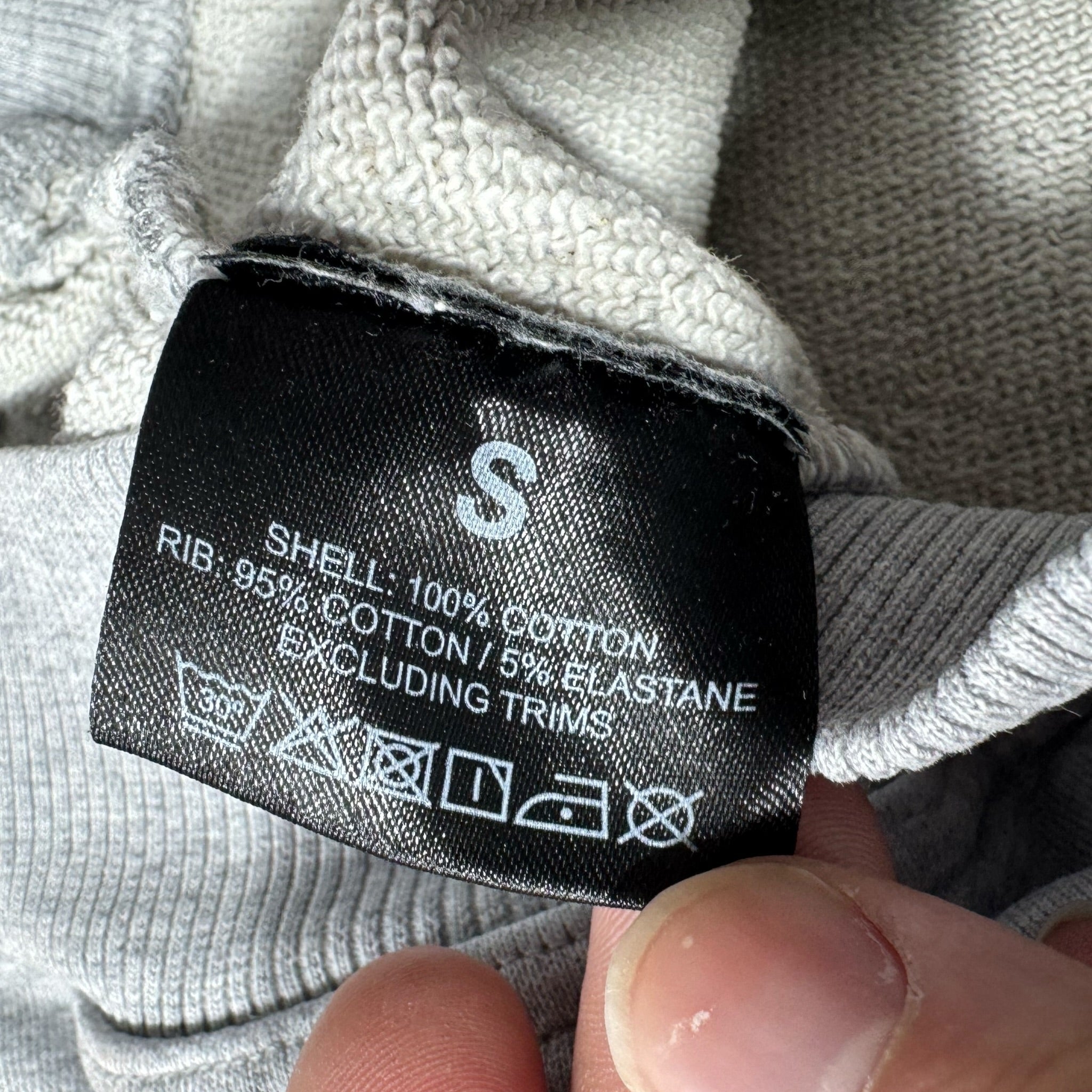 Sweat Represent (S)