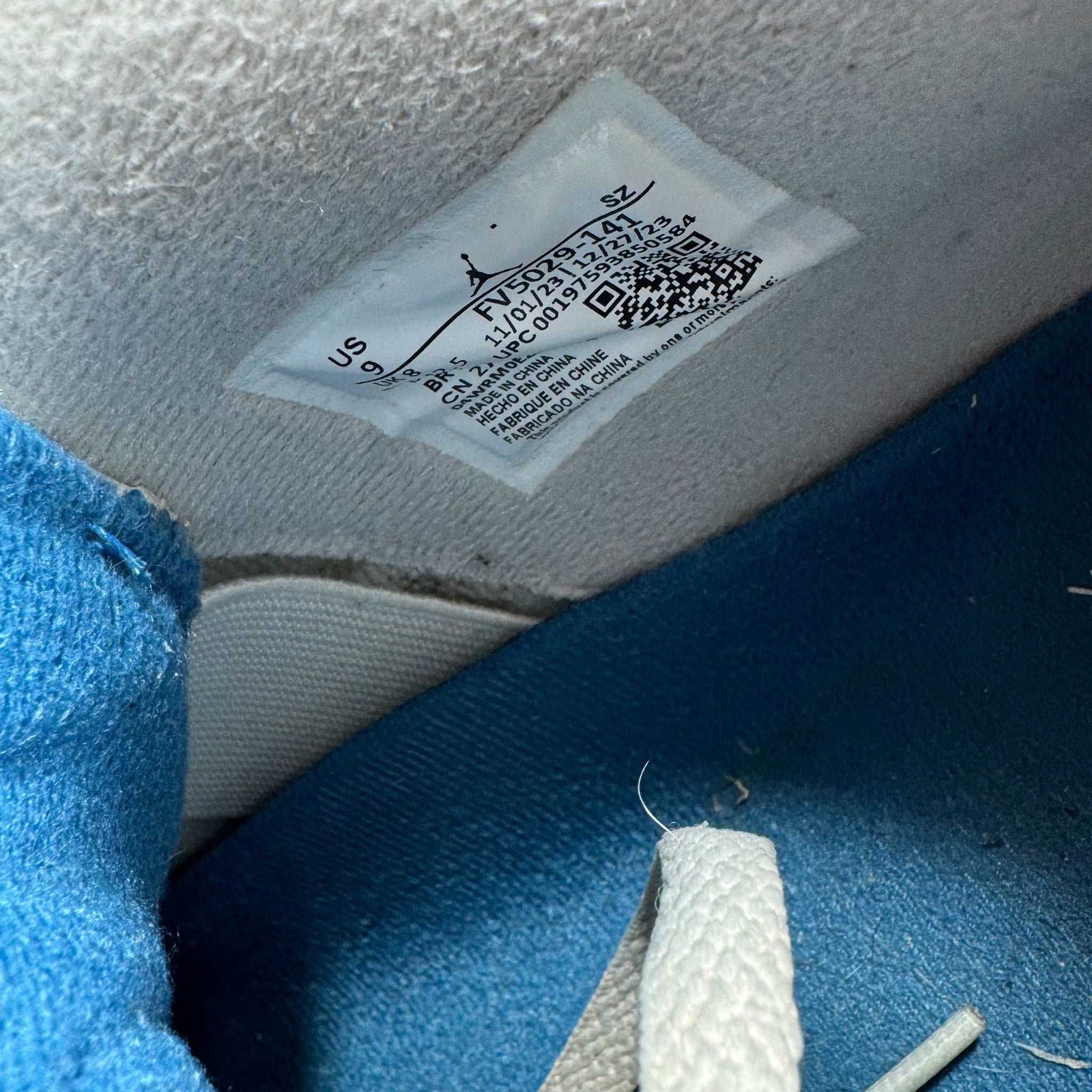 Jordan 4 Millitary Blue (42.5EU)