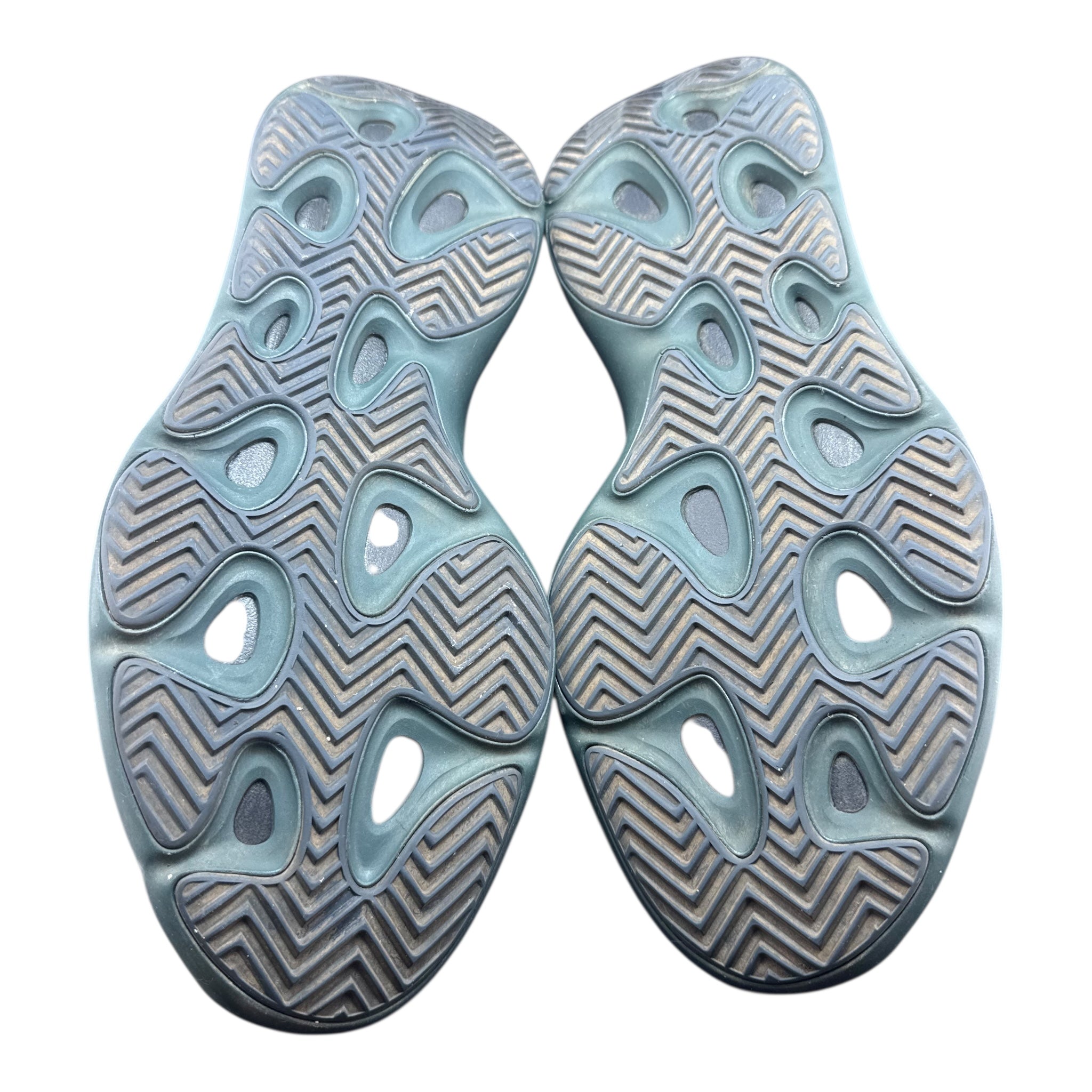 Yeezy V3 700 (46.5EU)