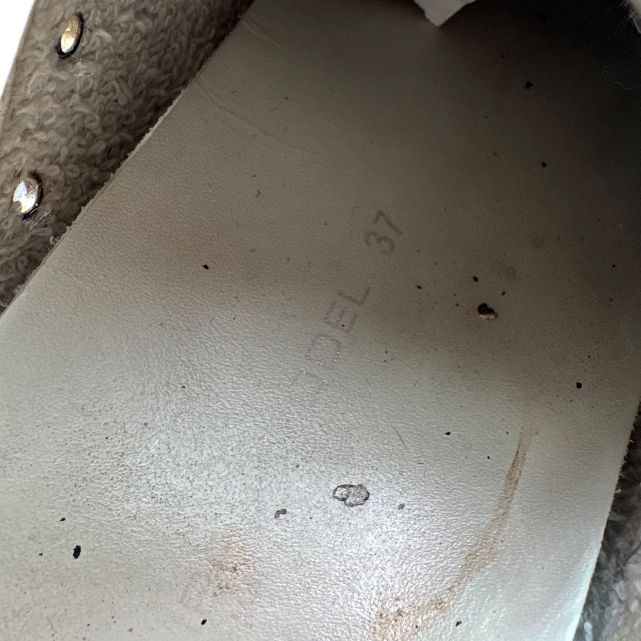 Phillipe Model (37EU)